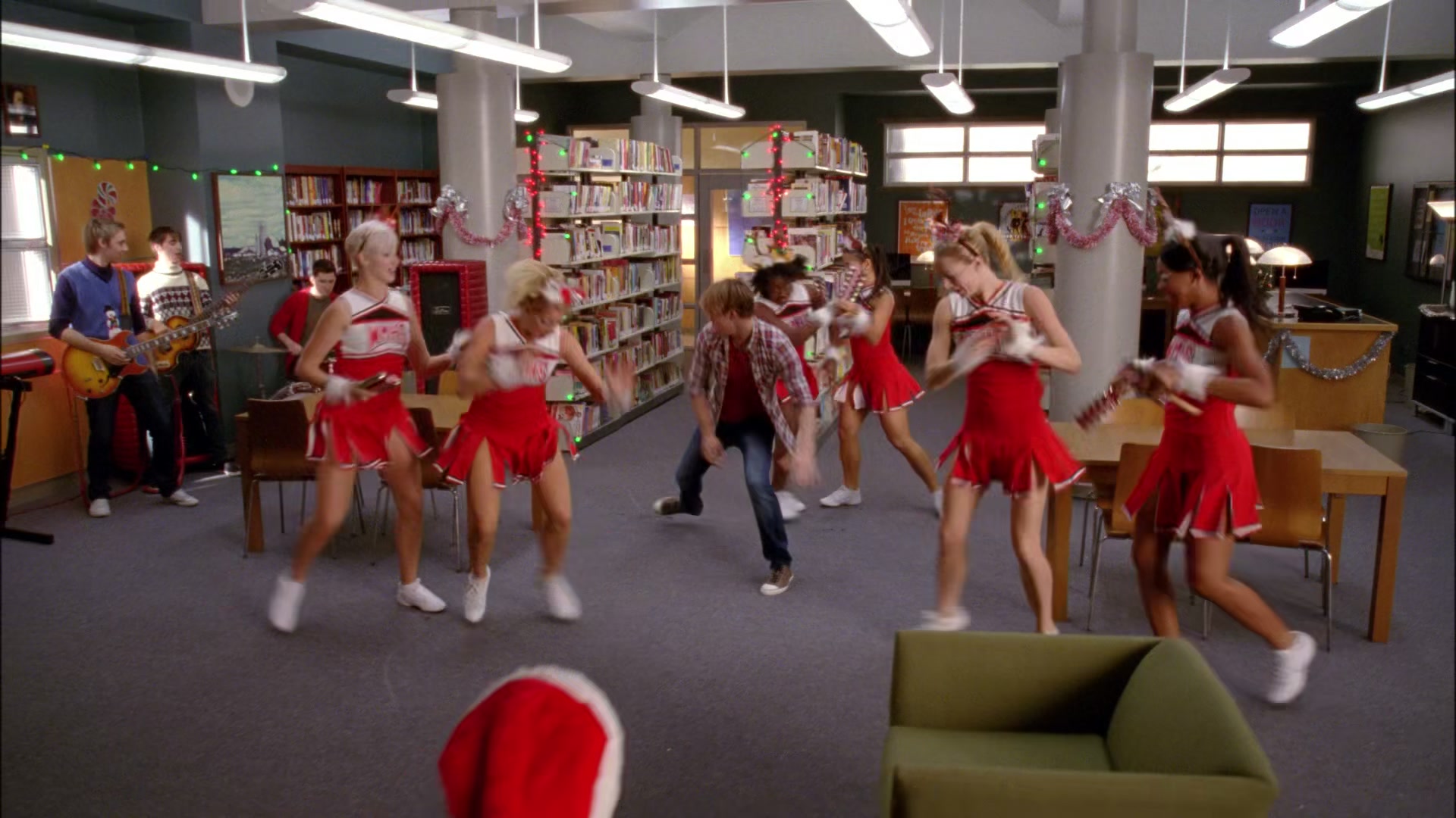 Glee410-0843.jpg