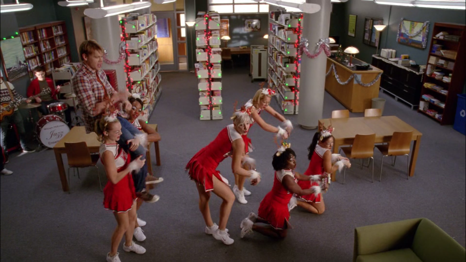 Glee410-0857.jpg