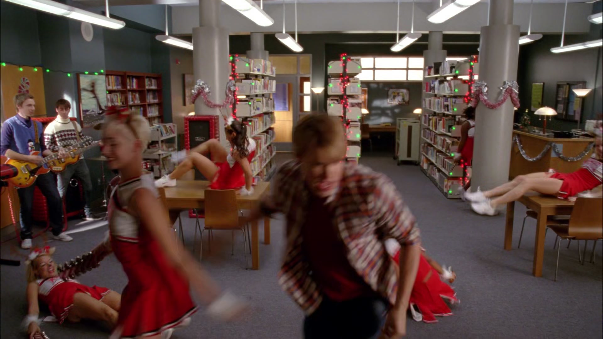 Glee410-0861.jpg