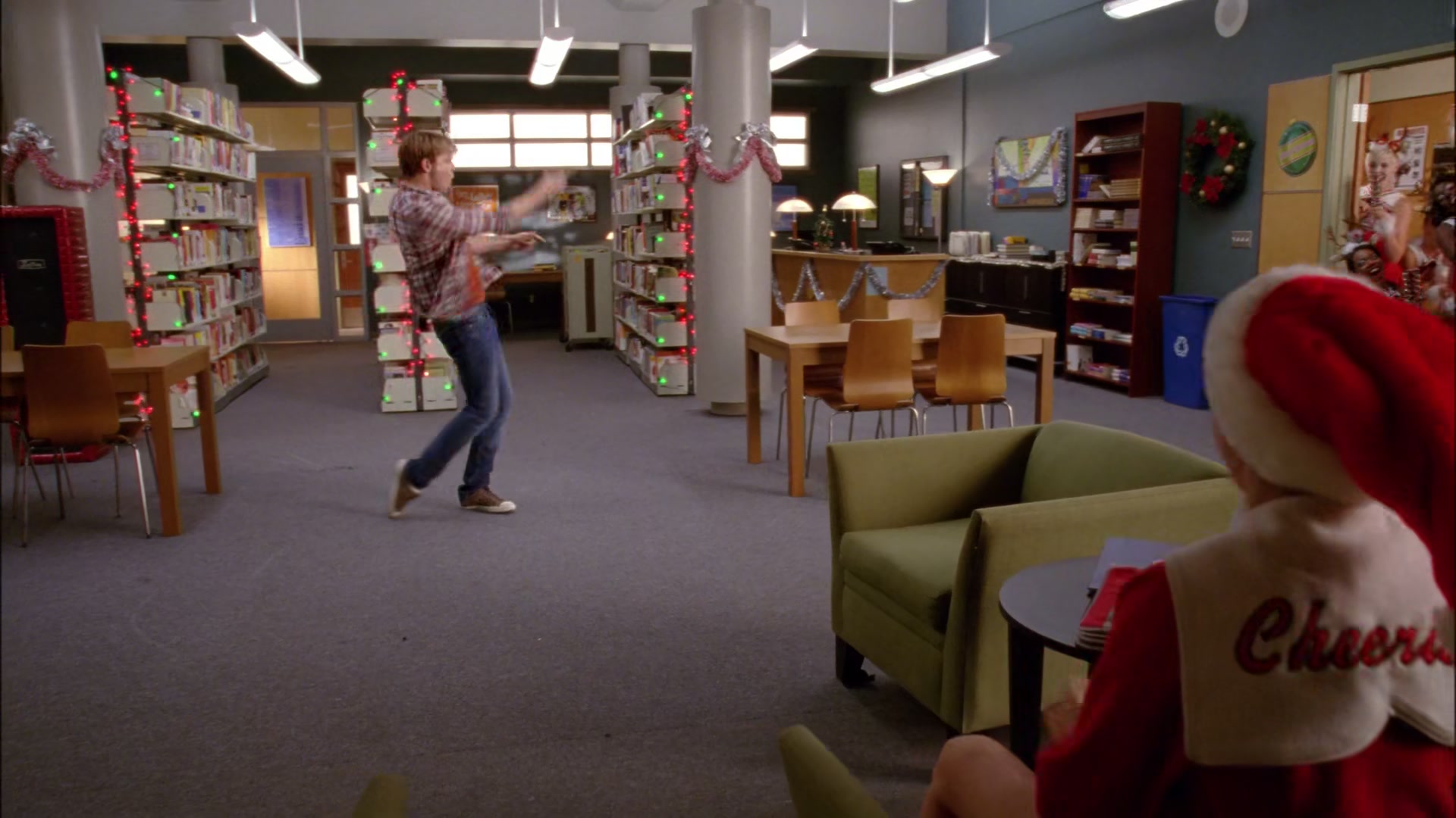 Glee410-0871.jpg