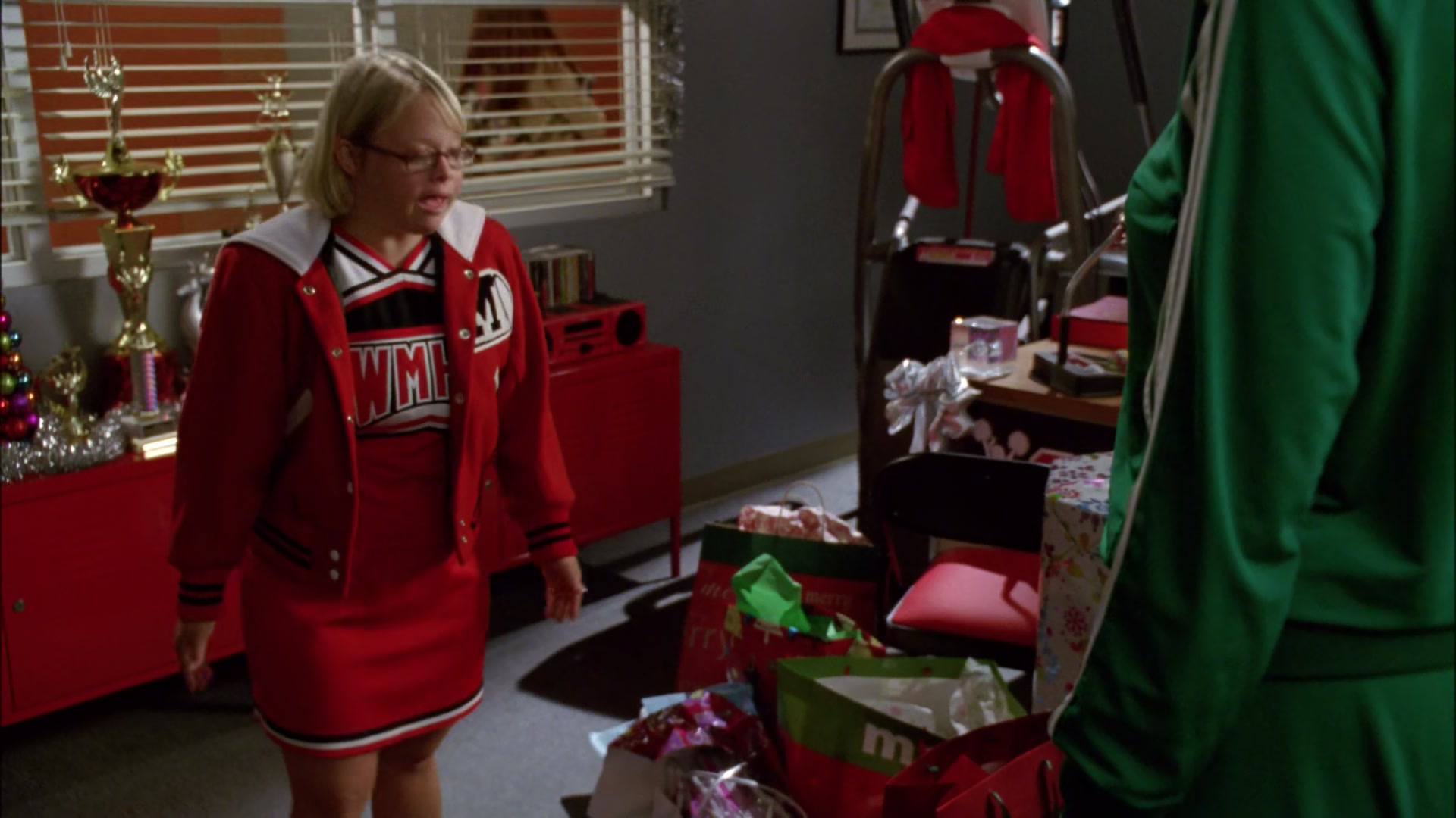 Glee410-0960.jpg