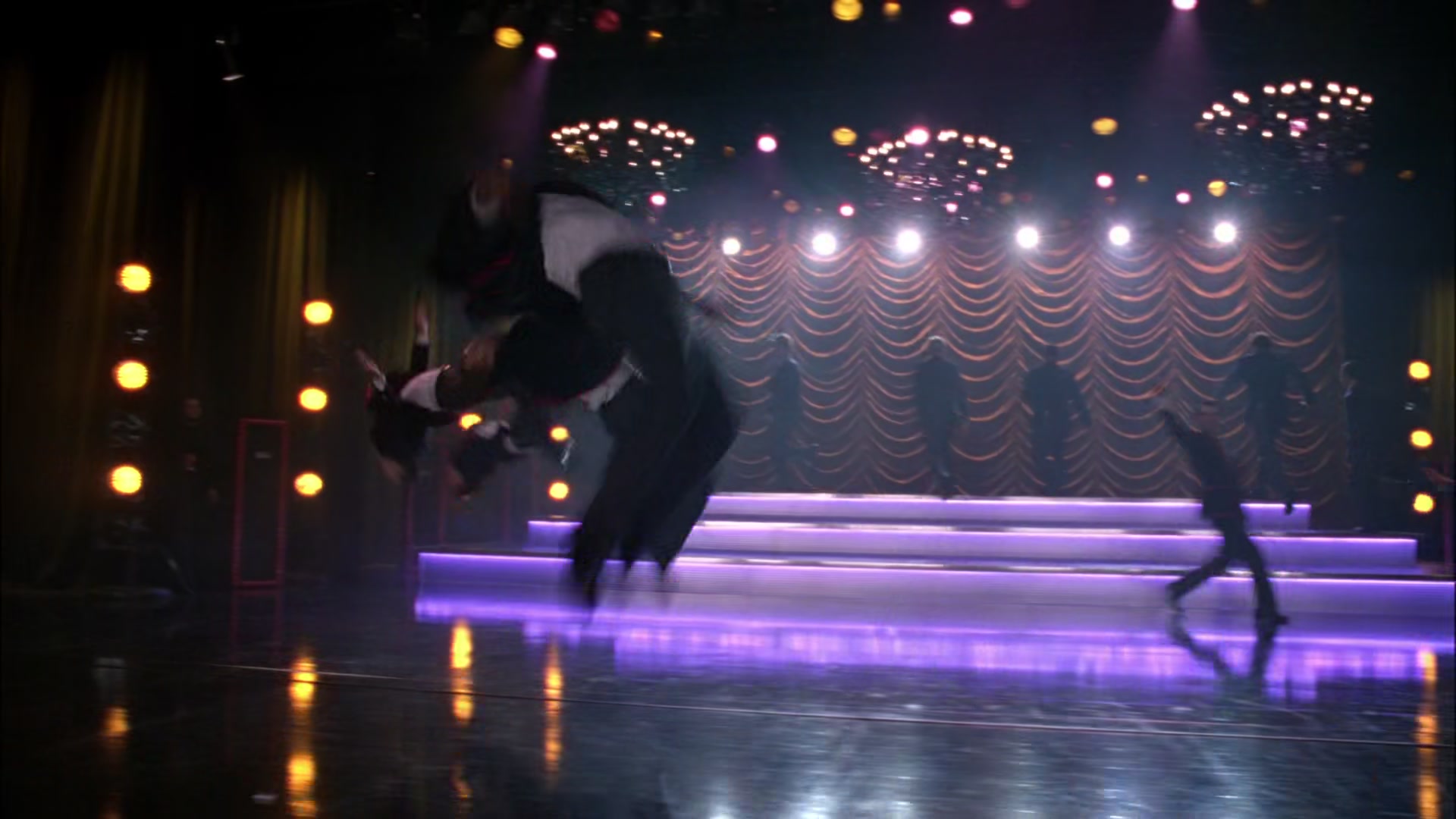 Glee411-0002.jpg