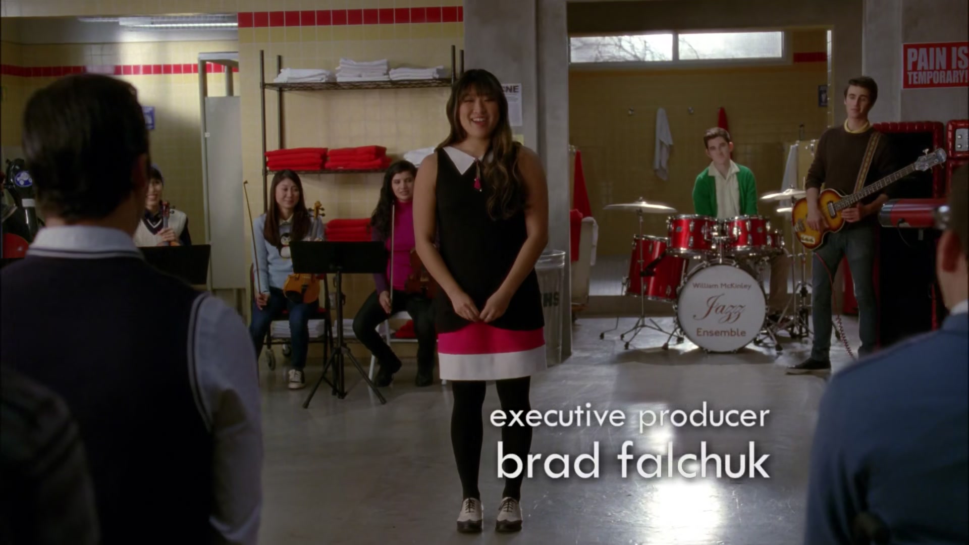 Glee411-0201.jpg