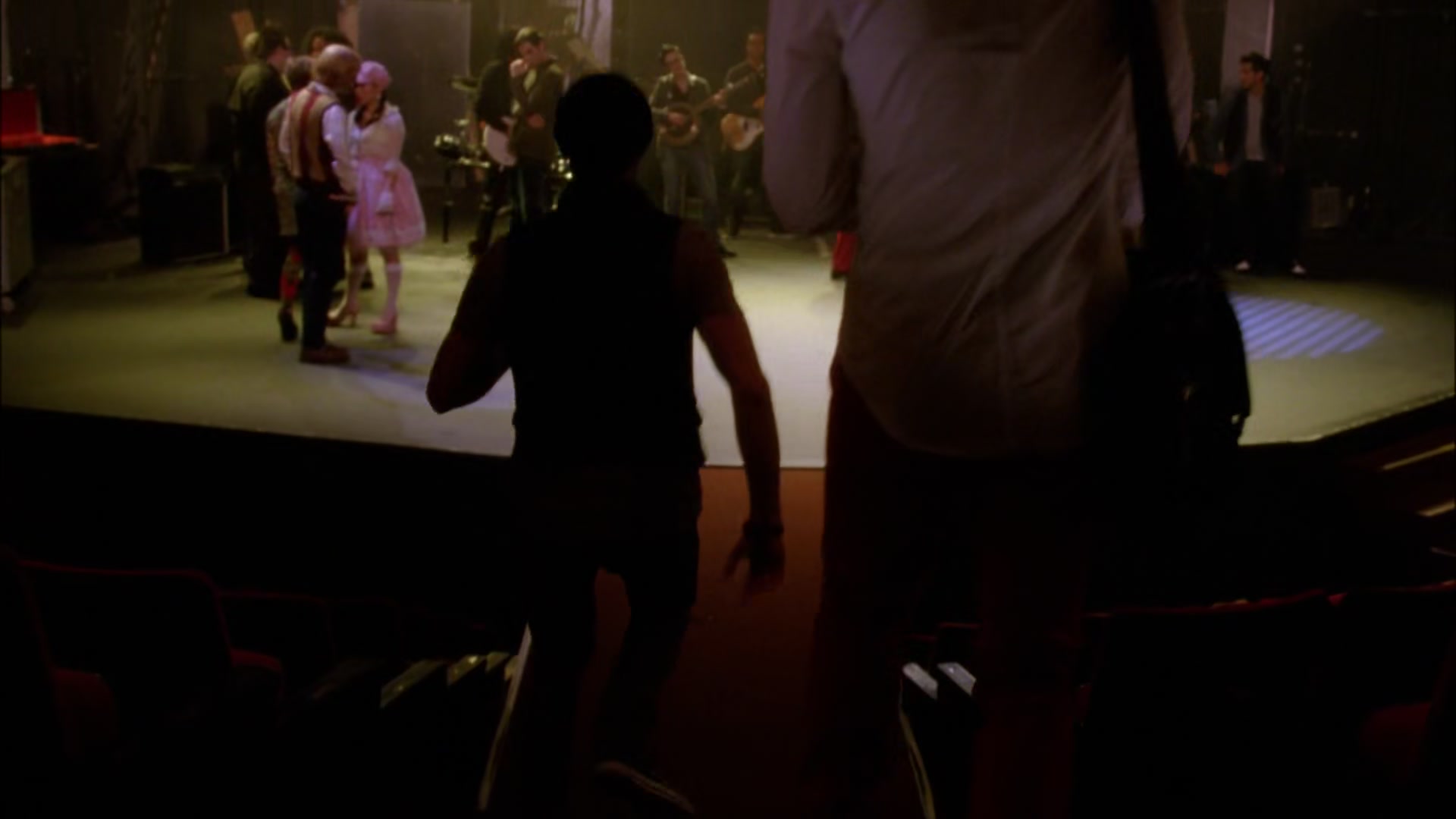 Glee411-0323.jpg