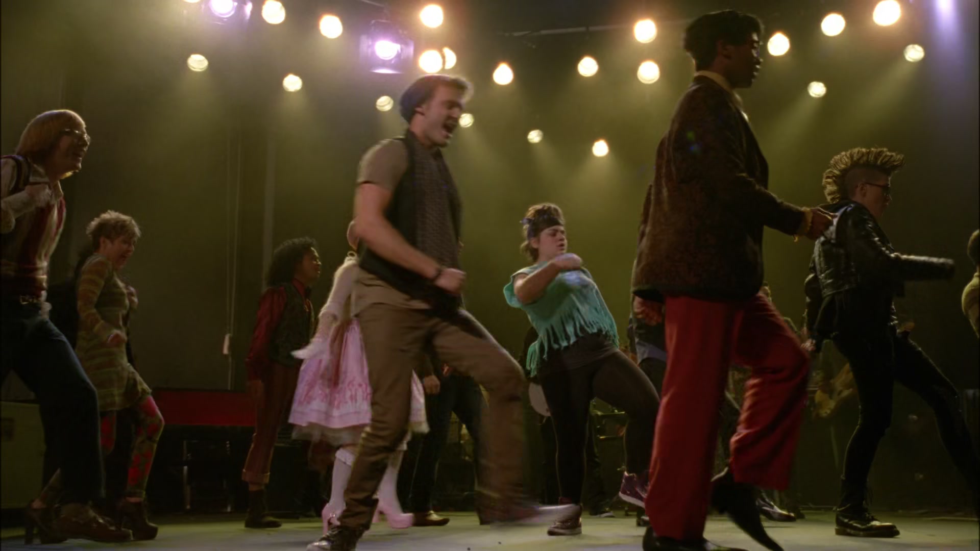 Glee411-0343.jpg