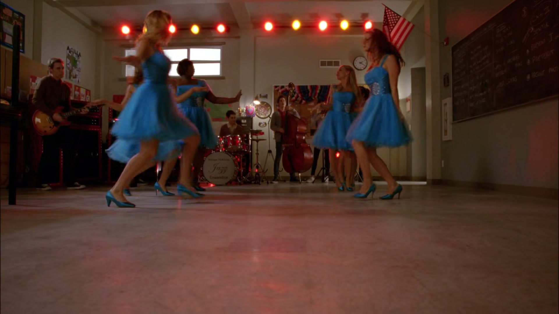 Glee411-0444.jpg