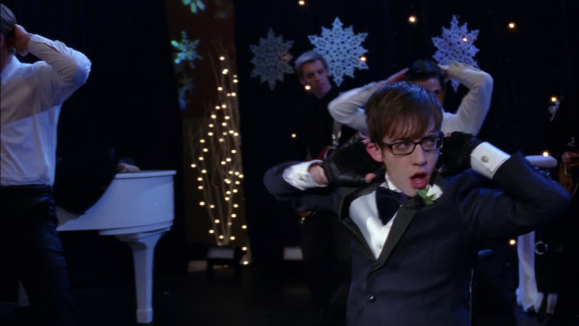 Glee411-0810.jpg