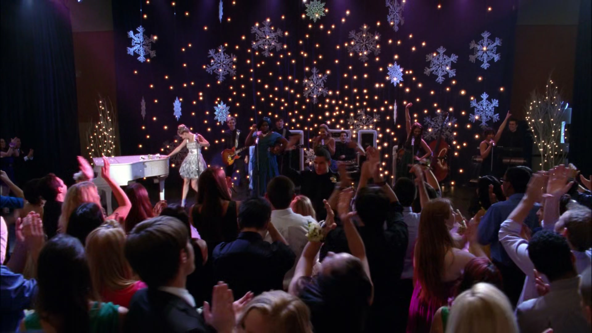 Glee411-1006.jpg