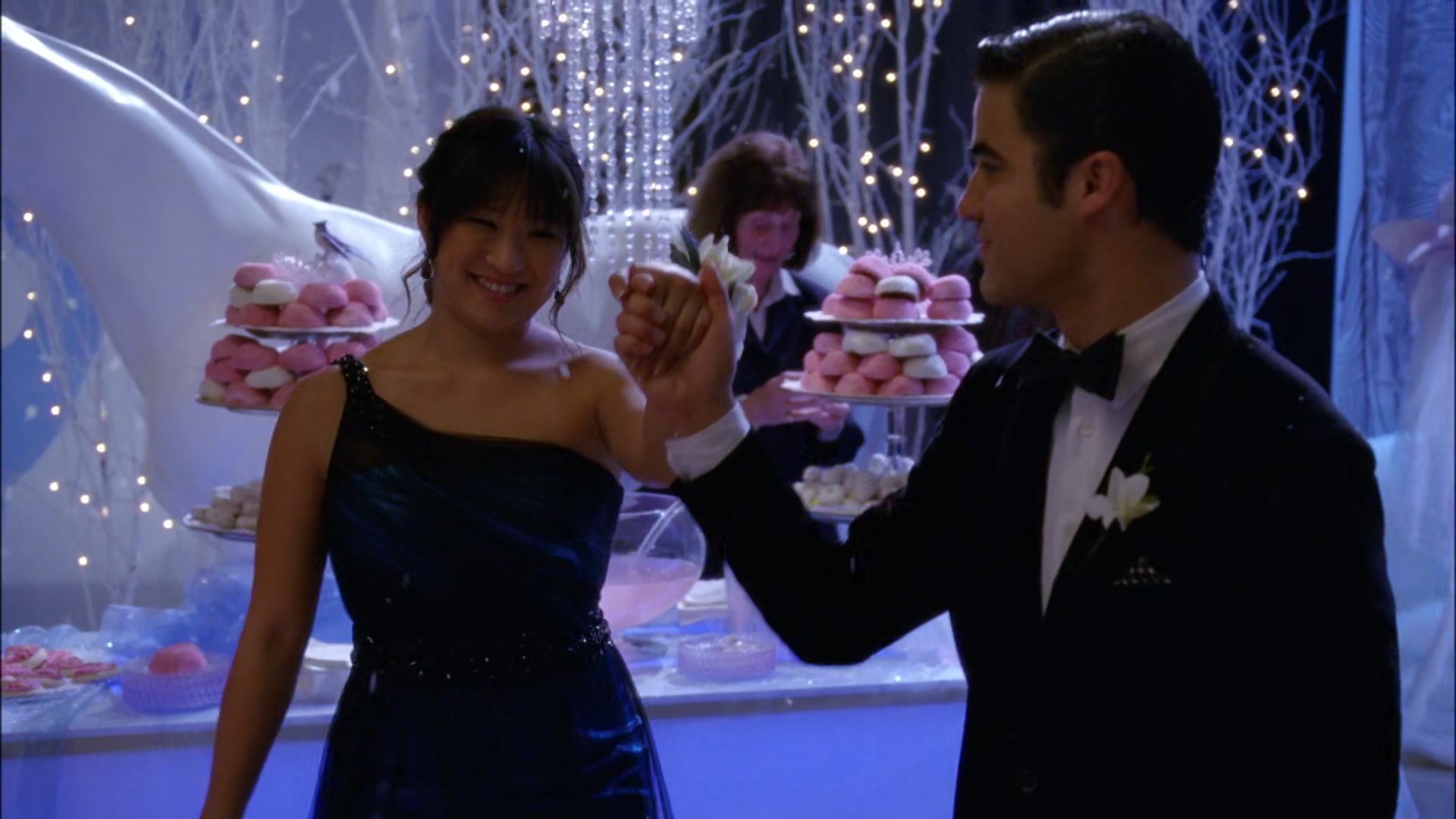 Glee411-1220.jpg