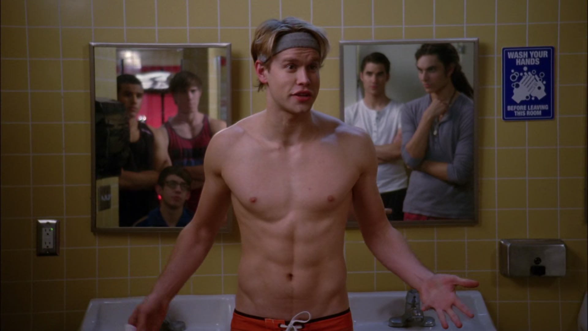 Glee412-0343.jpg