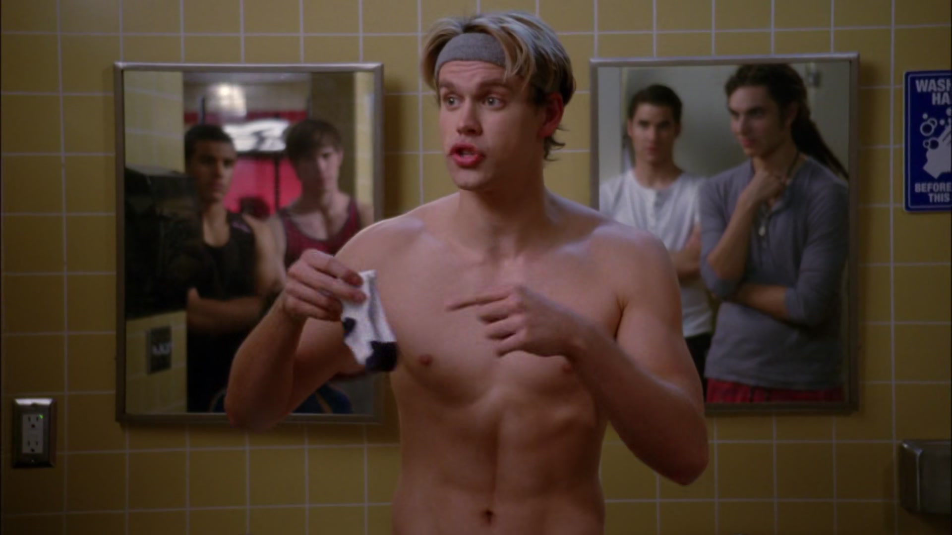 Glee412-0344.jpg