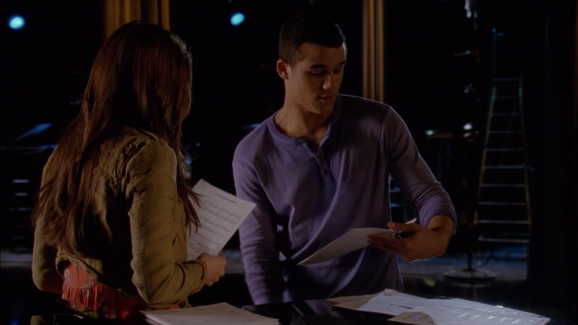 Glee412-0507.jpg