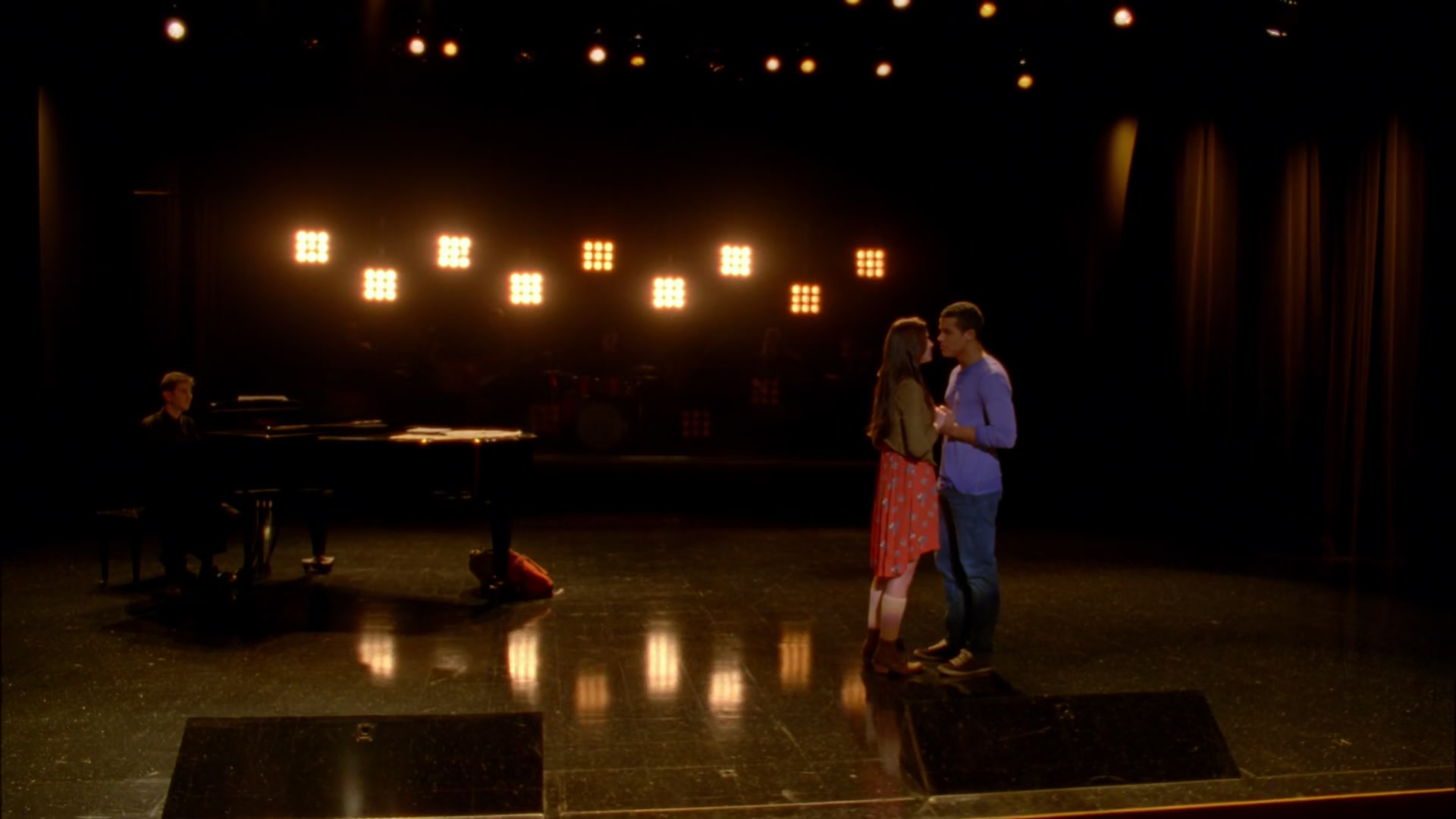 Glee412-0587.jpg