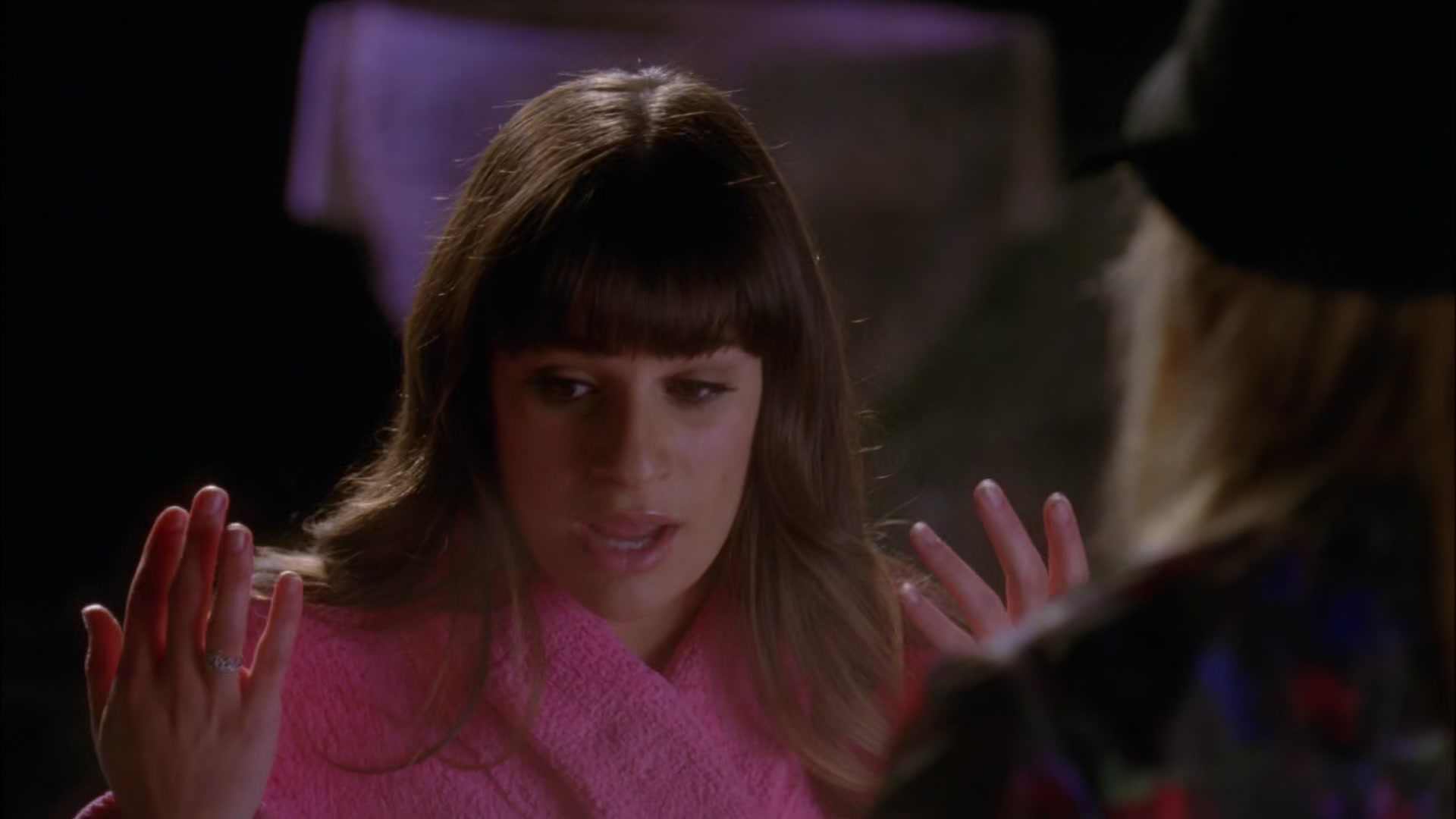 Glee412-1012.jpg