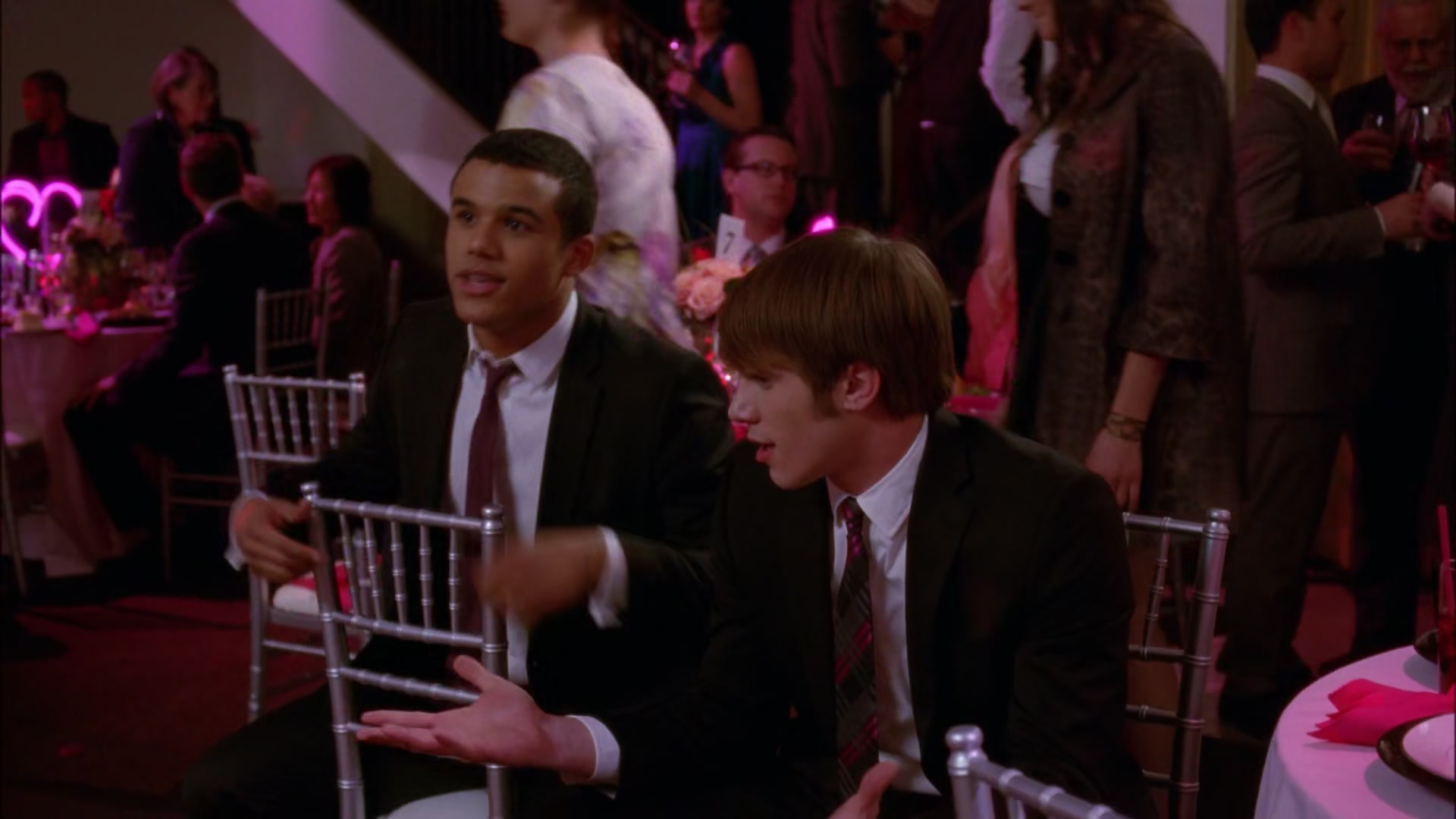 Glee414-0611.jpg