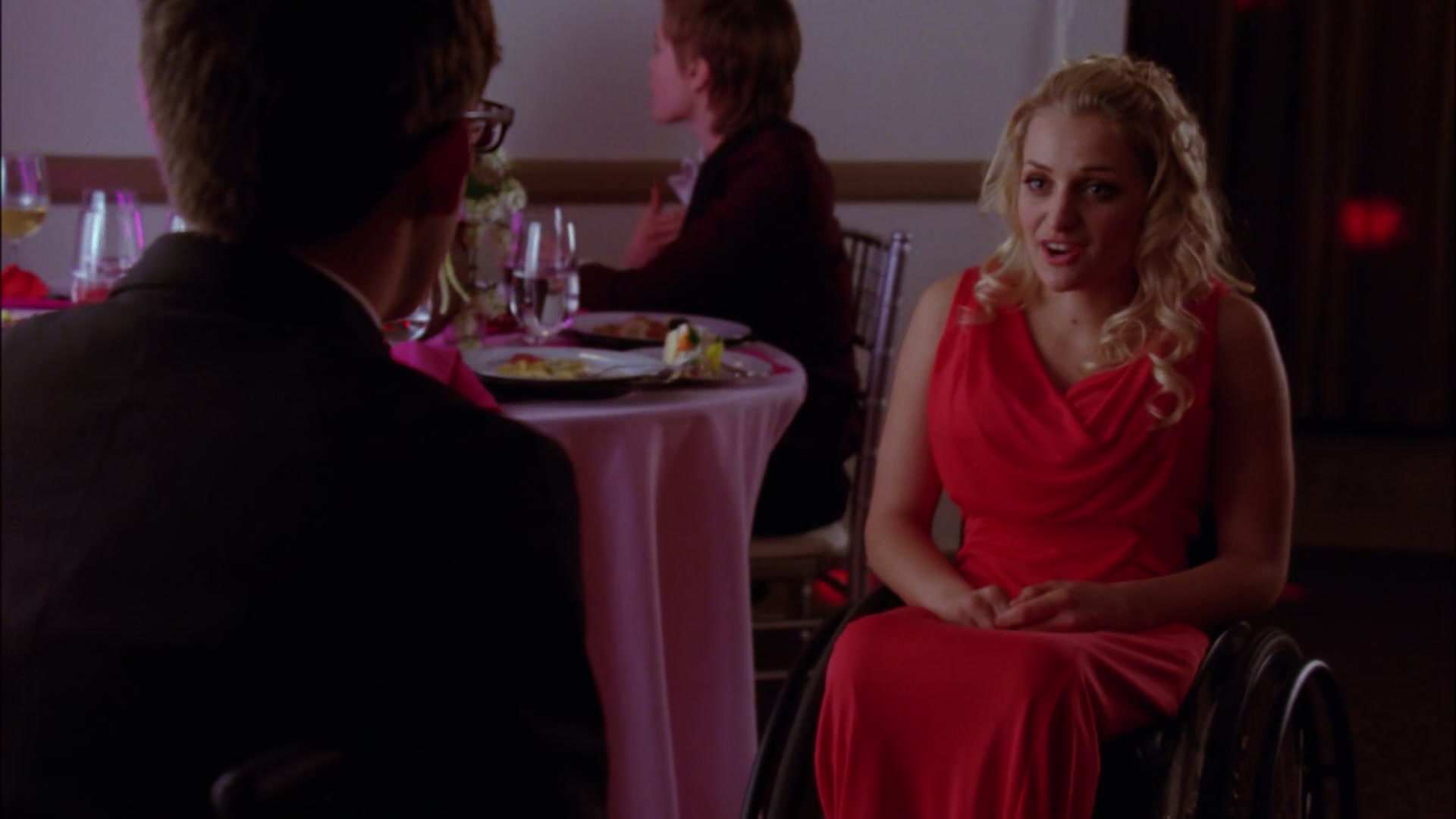 Glee414-0702.jpg