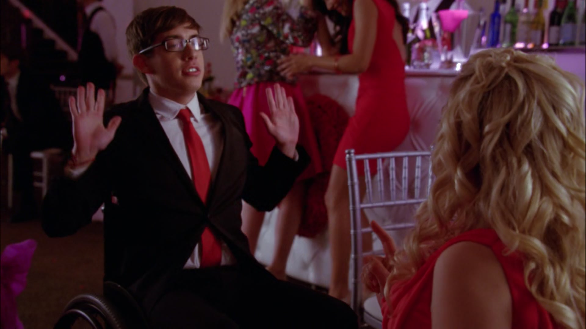 Glee414-0712.jpg