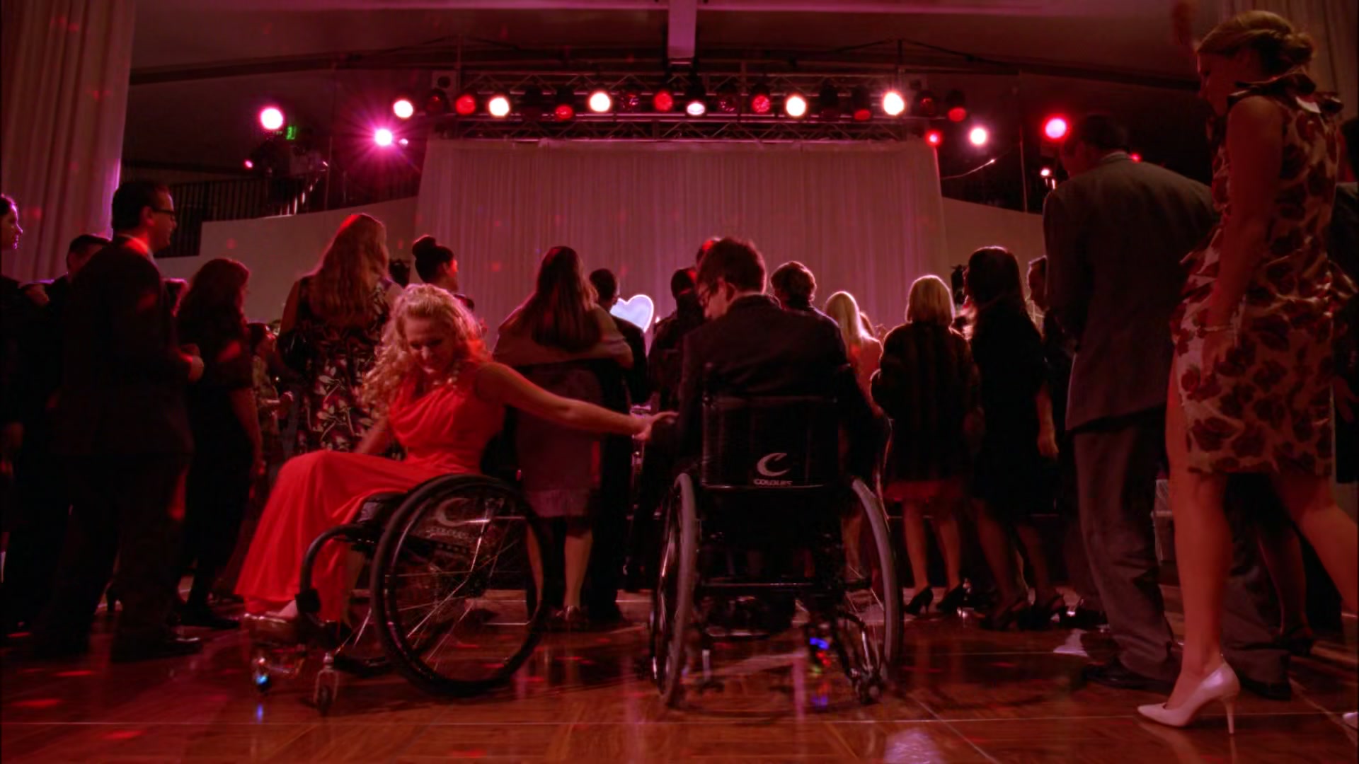 Glee414-0737.jpg