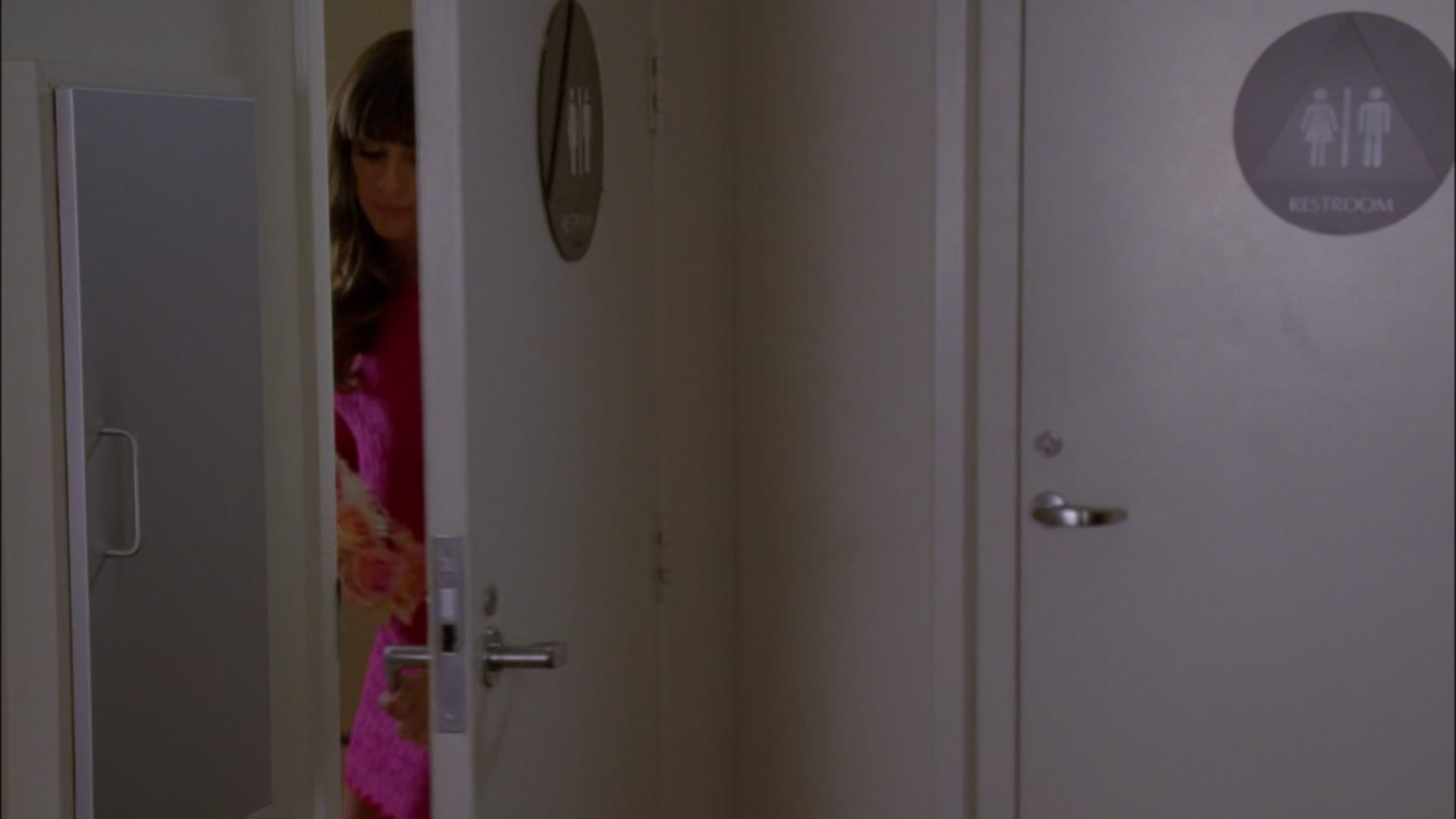 Glee414-0799.jpg