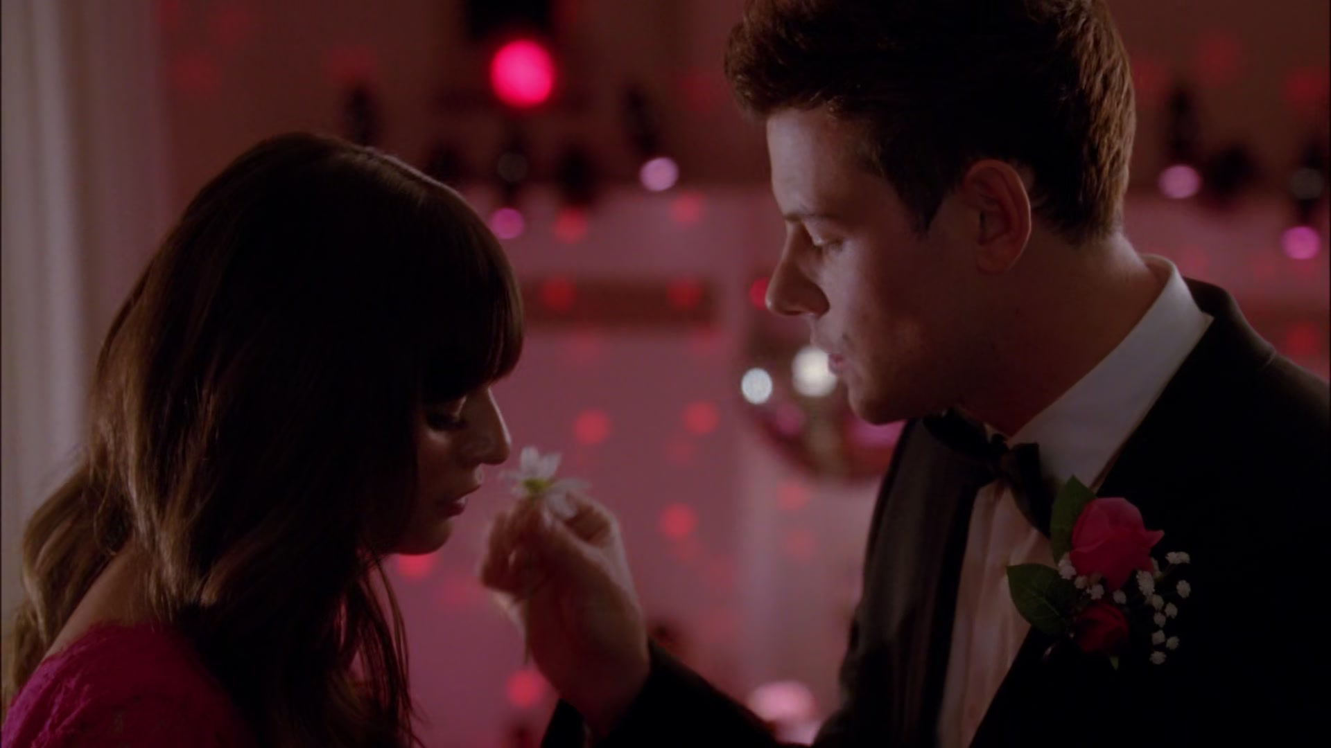 Glee414-0817.jpg