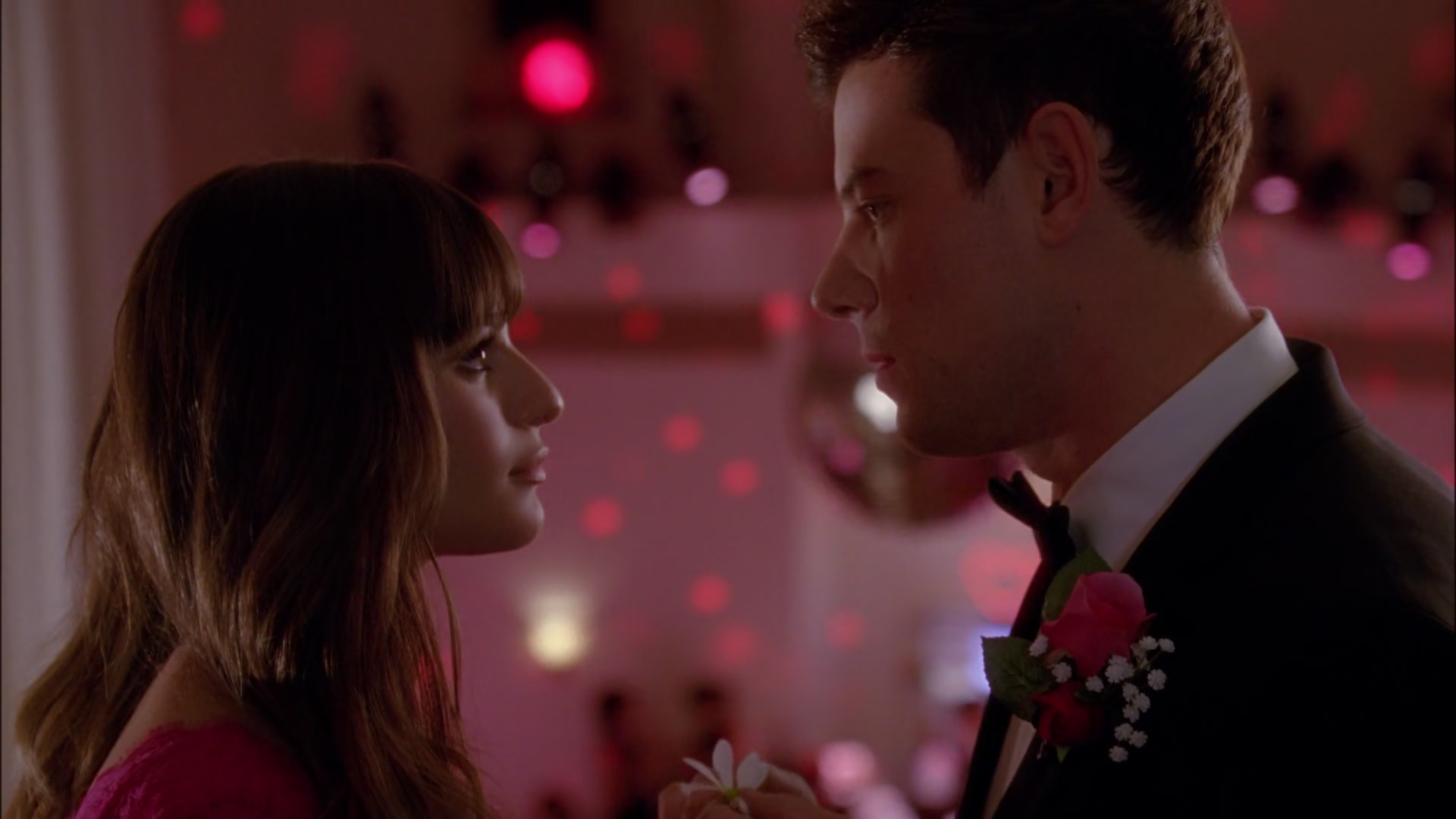 Glee414-0820.jpg