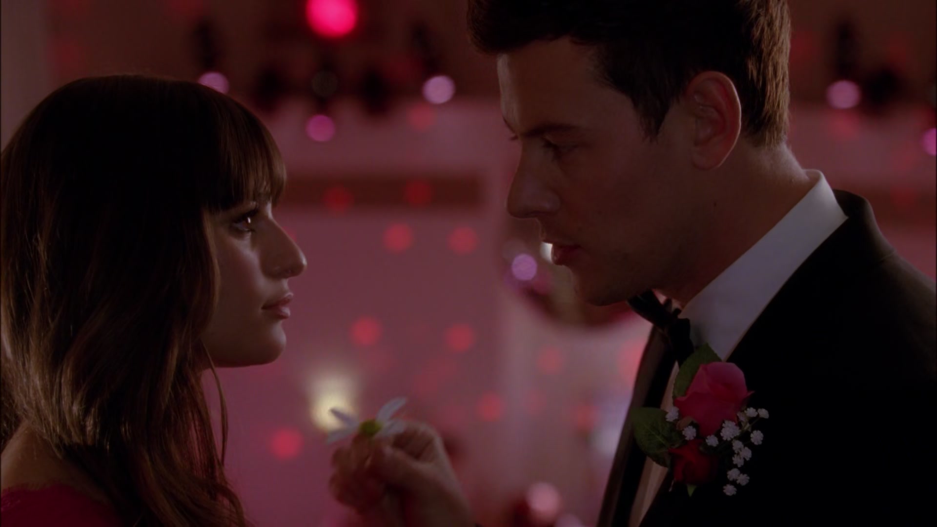 Glee414-0826.jpg