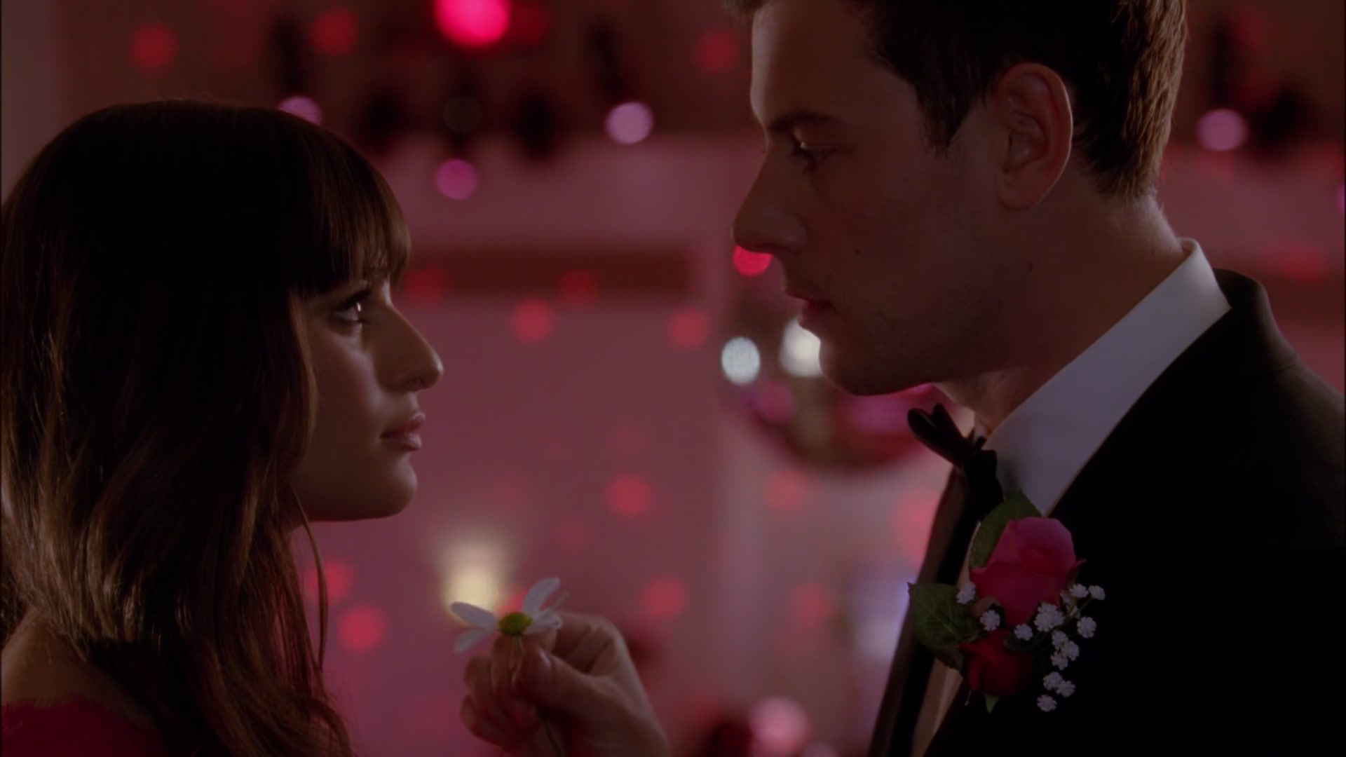 Glee414-0827.jpg