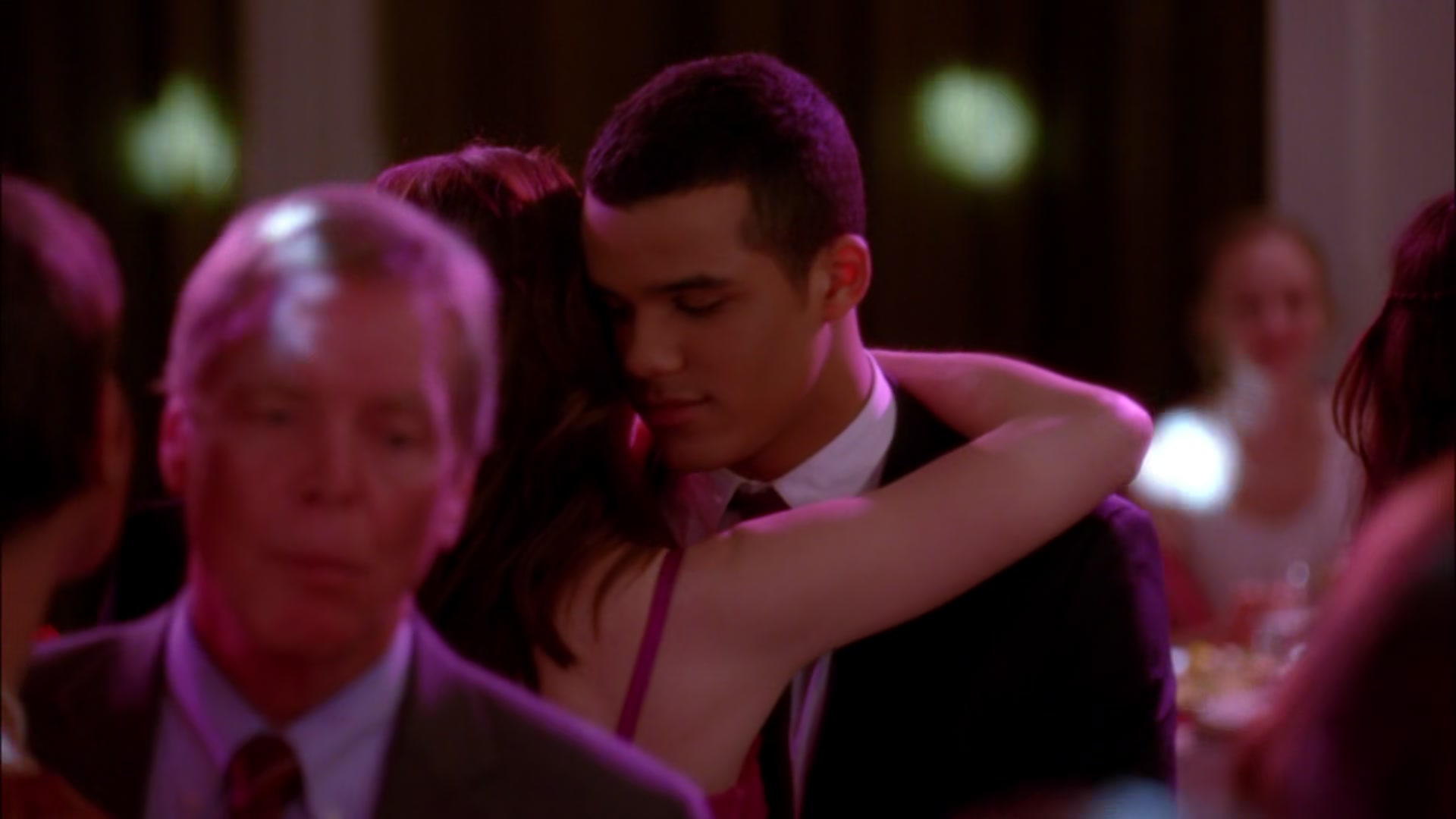 Glee414-0925.jpg