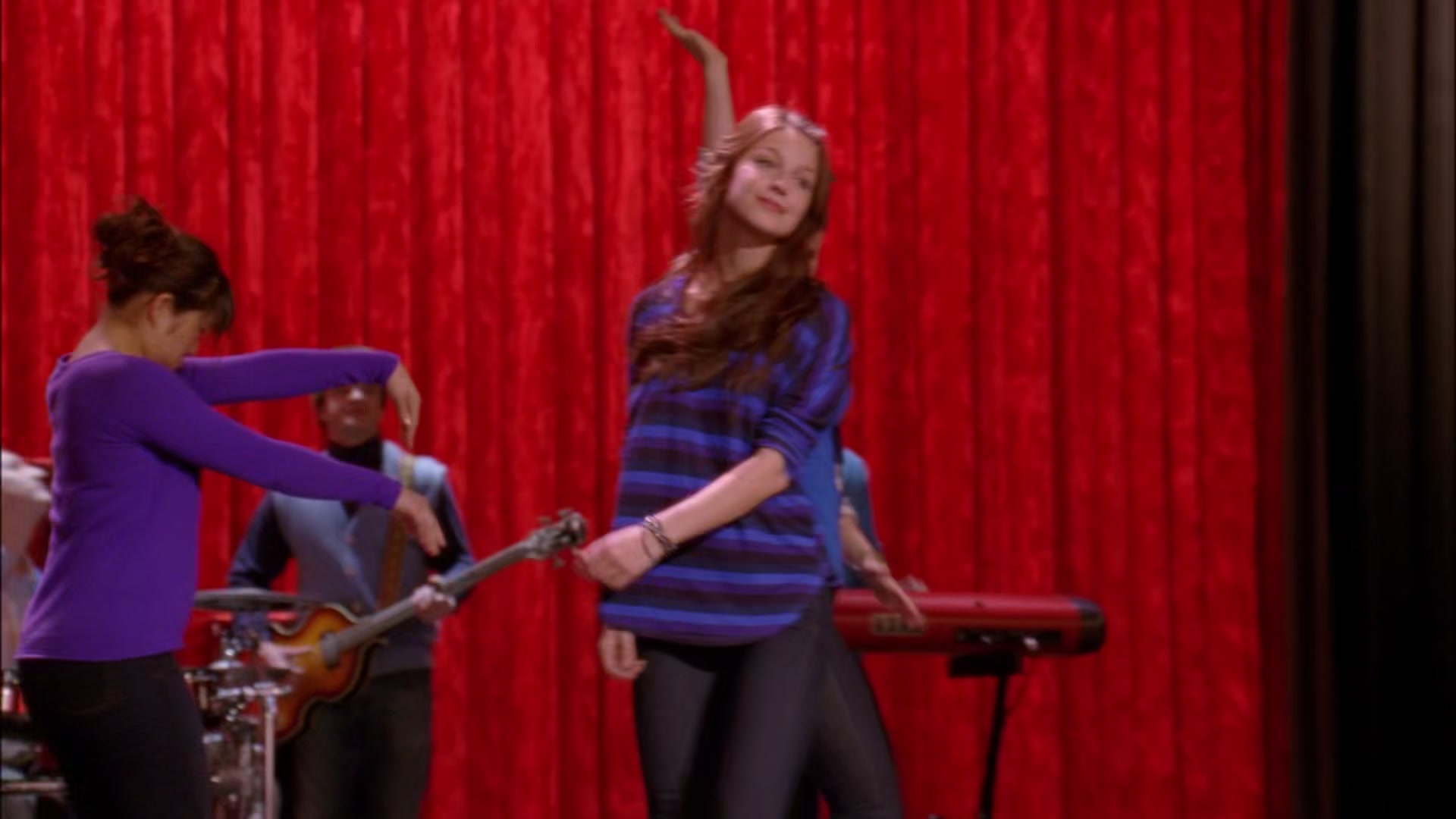 Glee414-1220.jpg