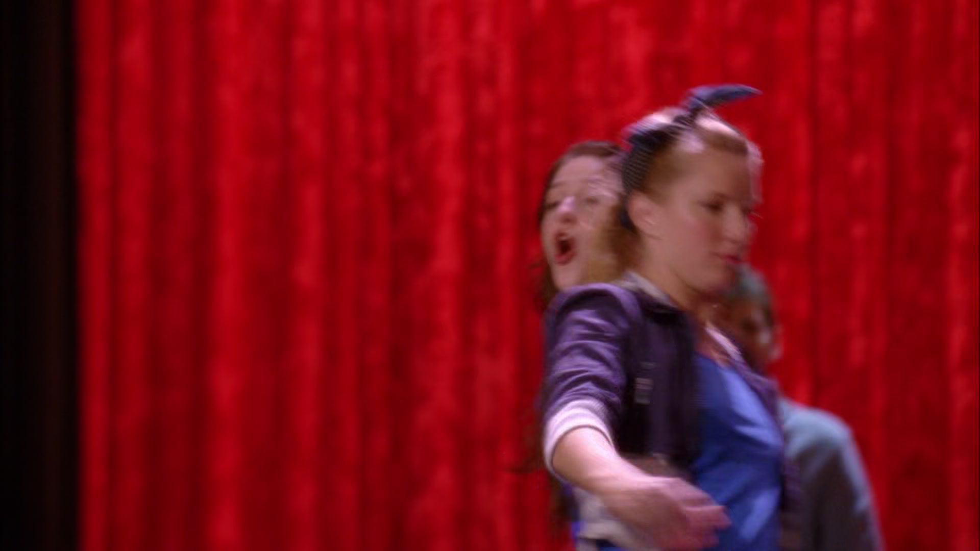 Glee414-1223.jpg
