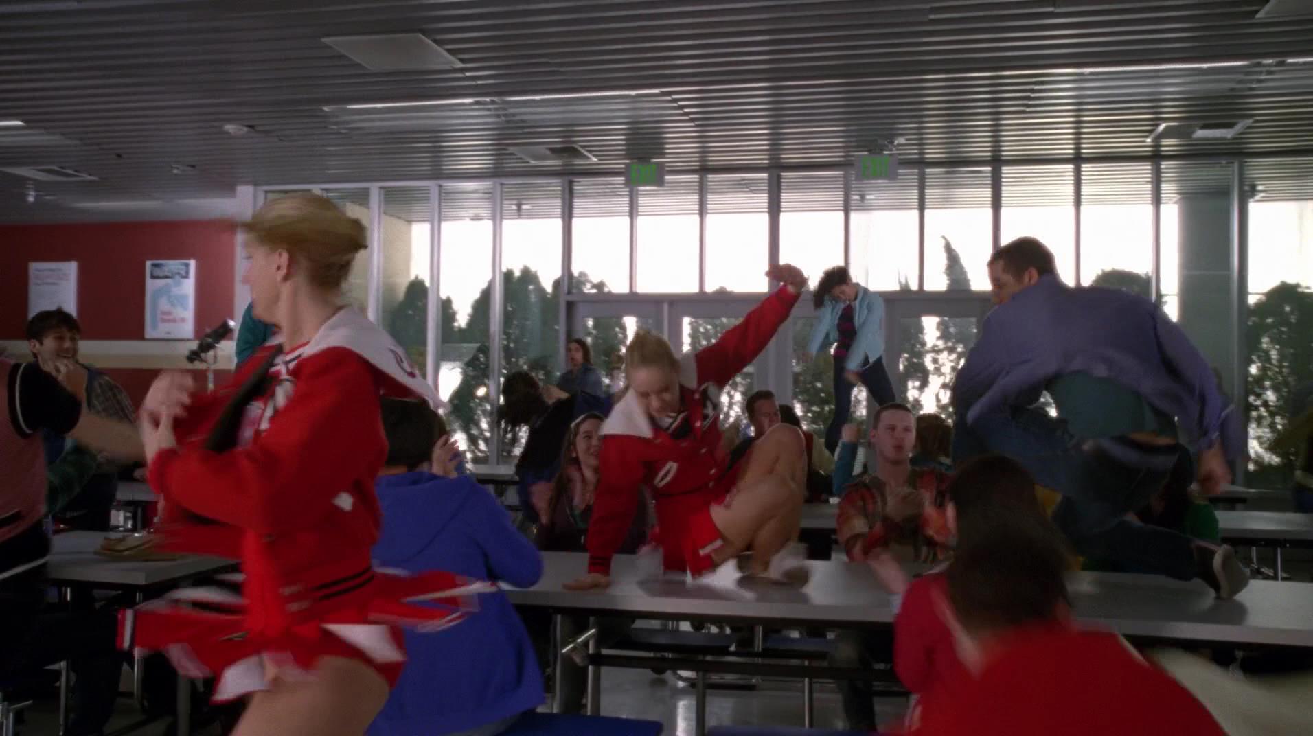 Glee_0214.jpg