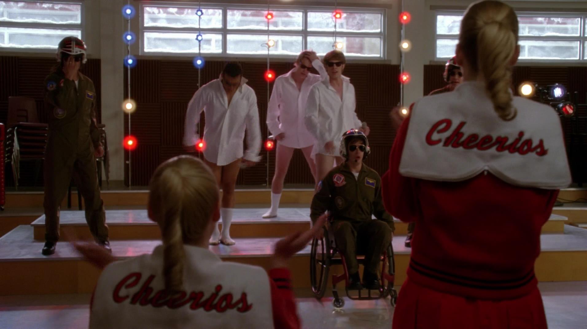 Glee_0526.jpg
