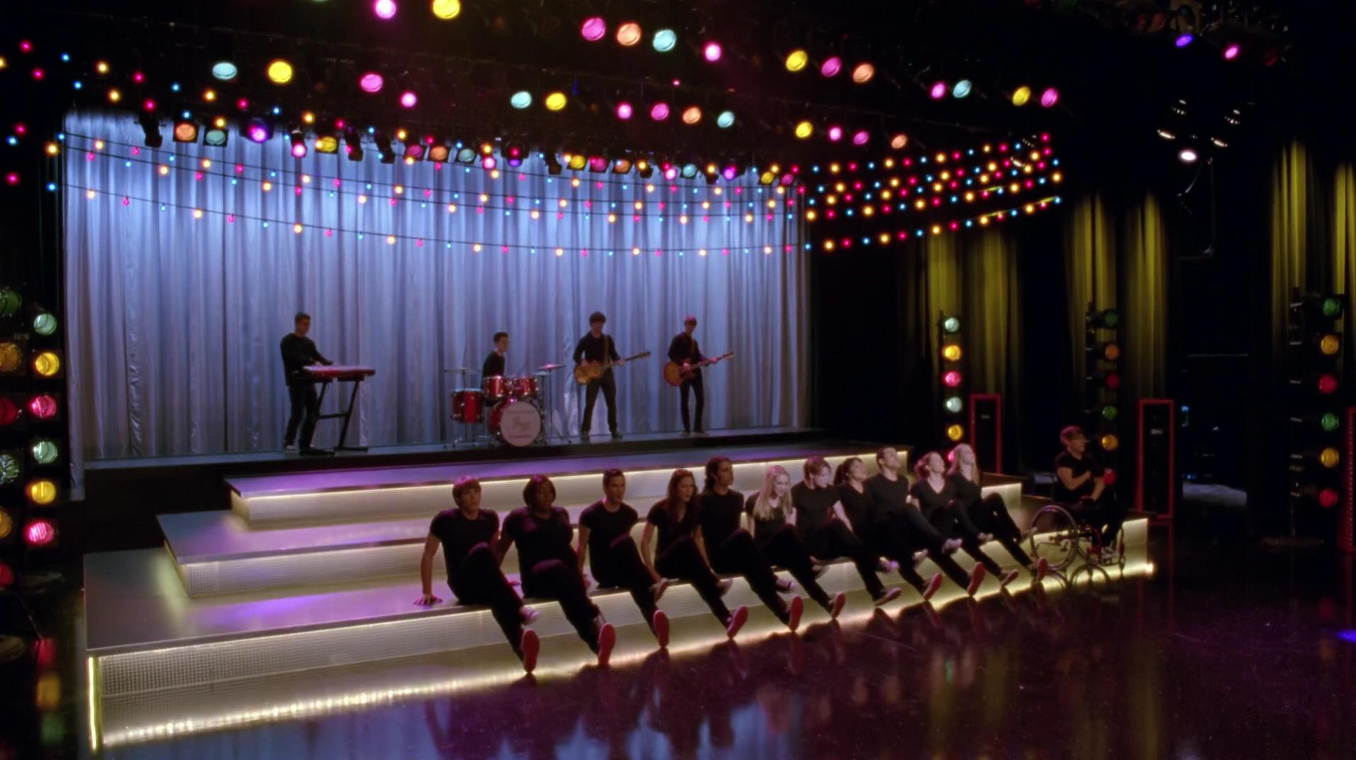 Glee_1015.jpg