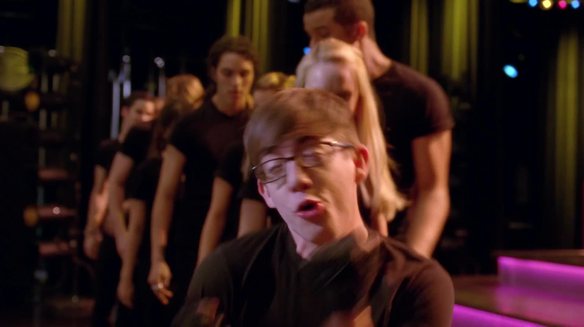Glee_1024.jpg