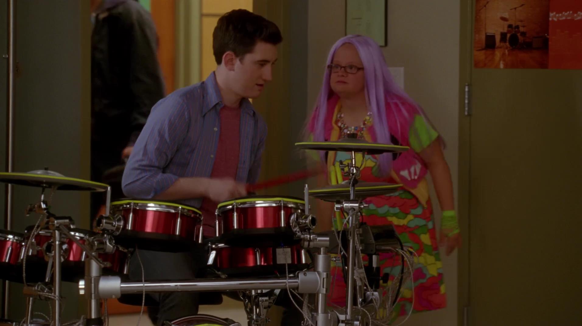 Glee_0731.jpg