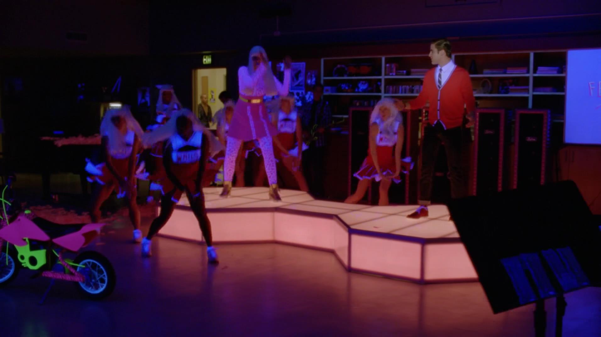 Glee_0771.jpg