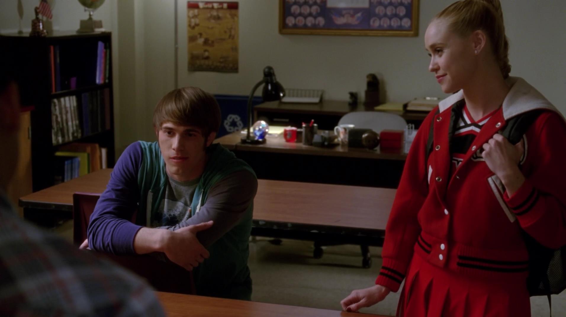 Glee_0905.jpg