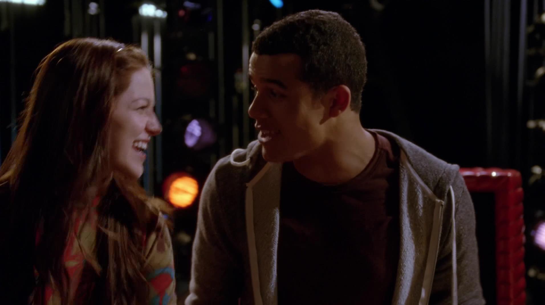 Glee_1015.jpg