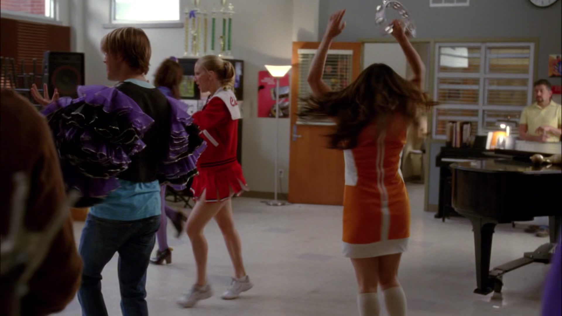 Glee417-0460.jpg