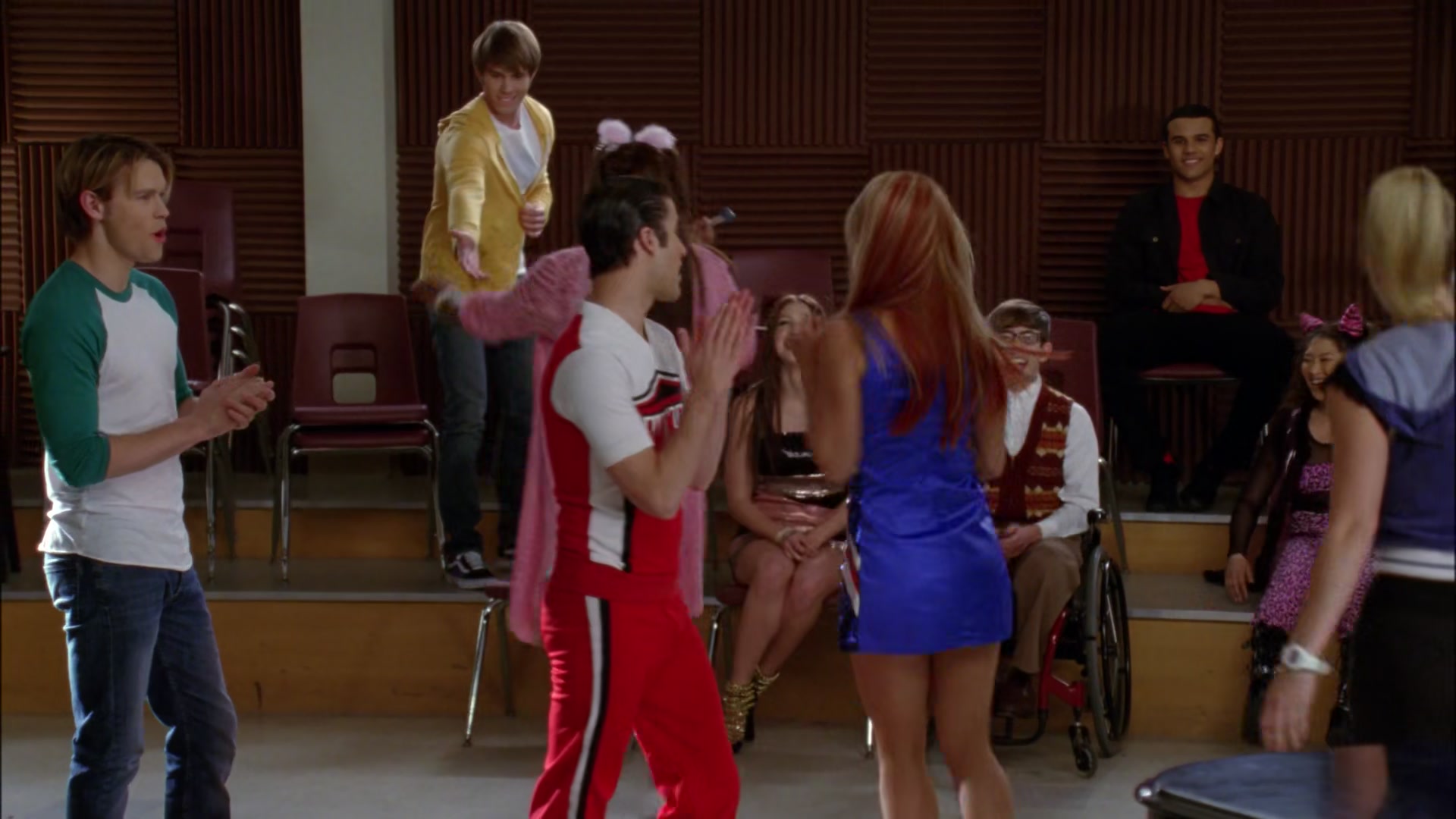 Glee417-0804.jpg