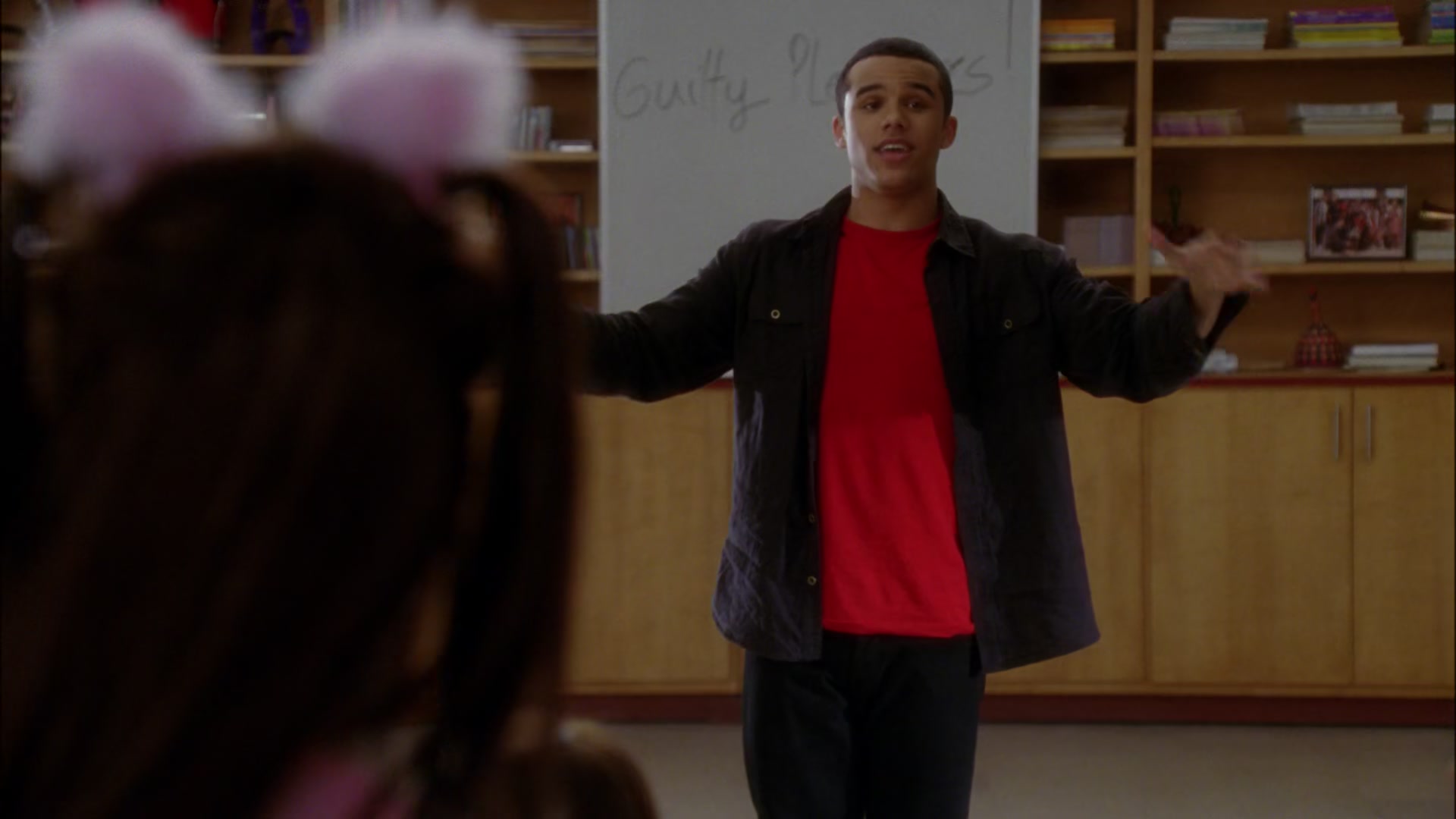 Glee417-0811.jpg