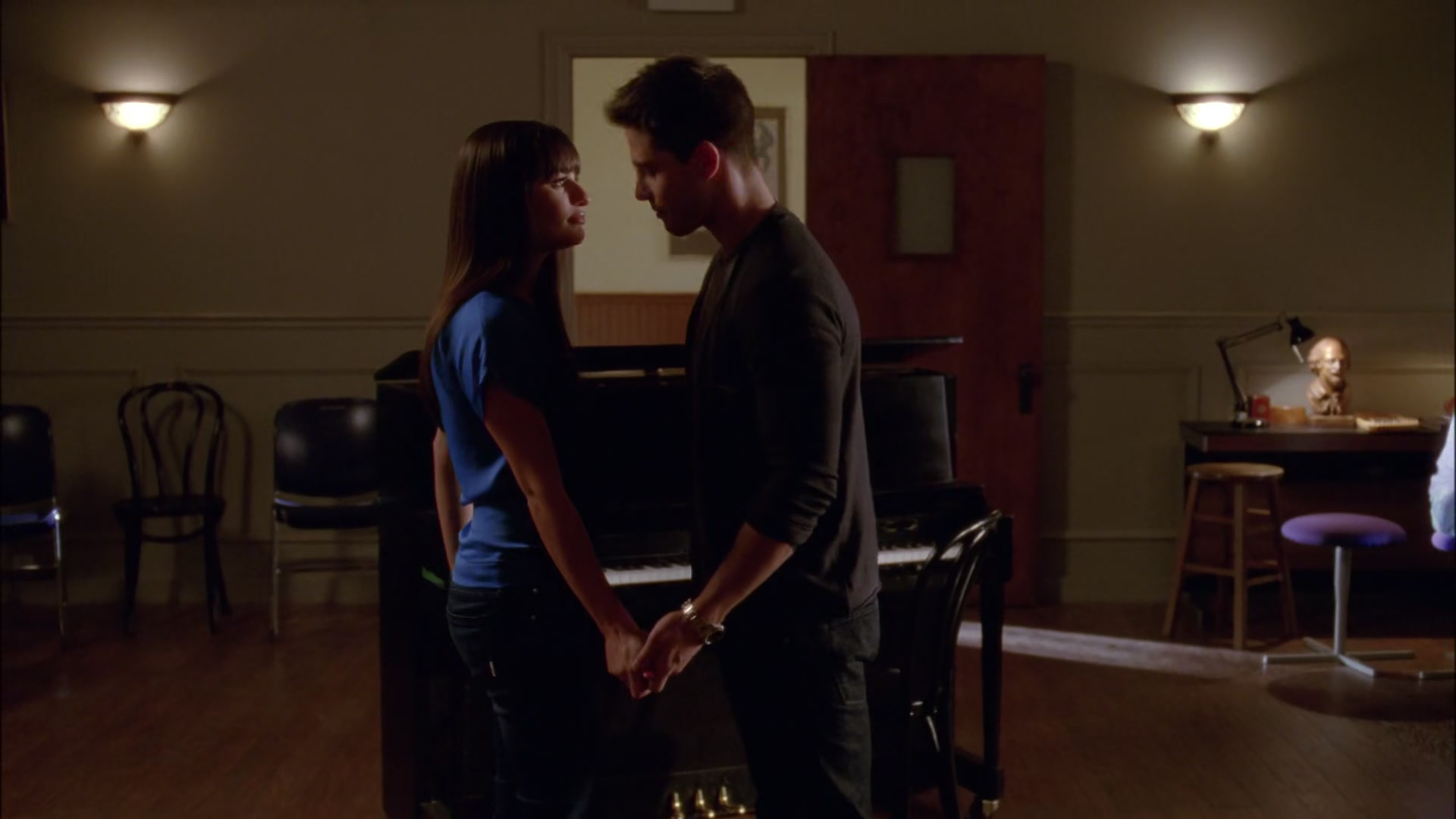 Glee417-0930.jpg
