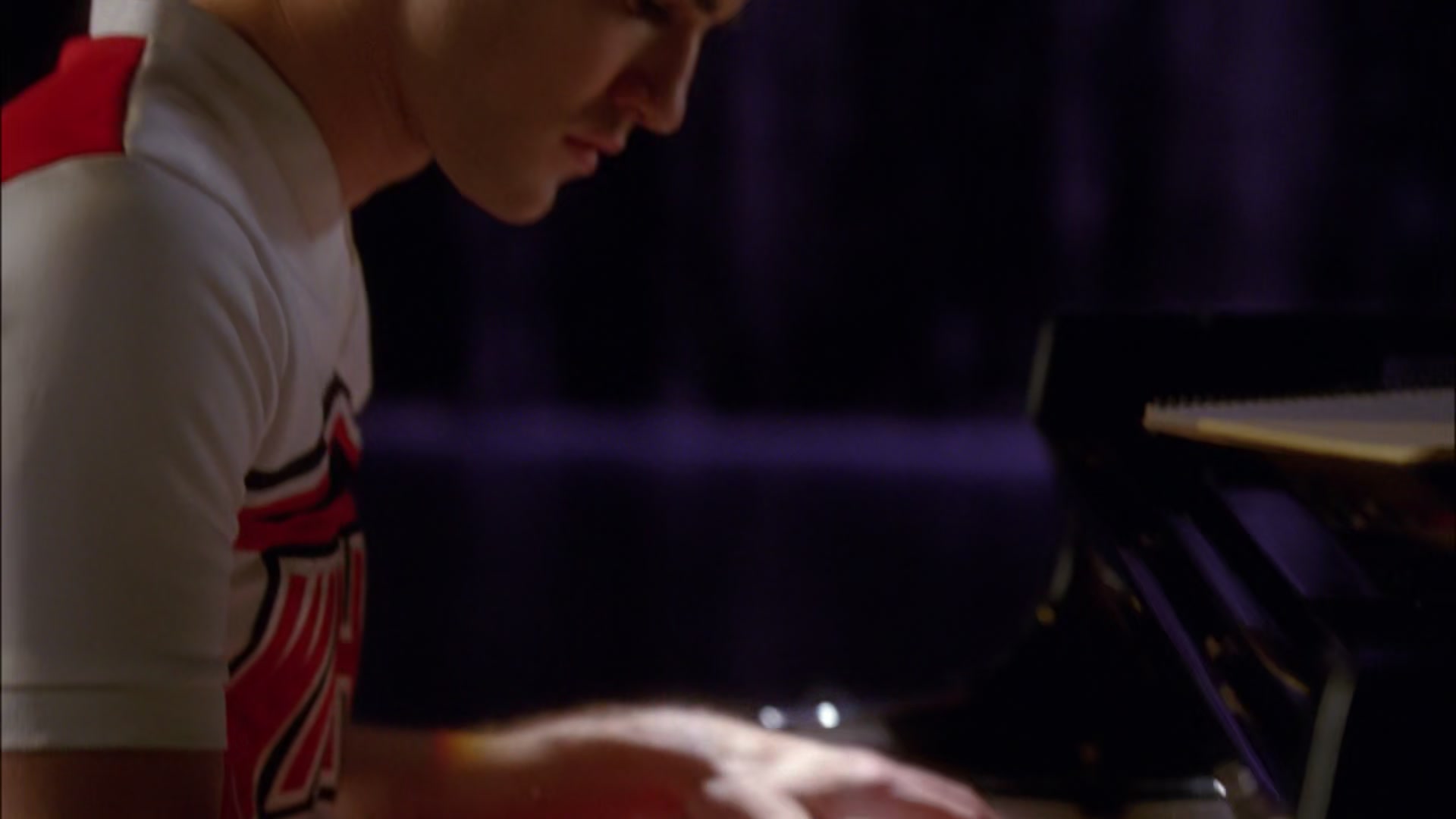 Glee417-1080.jpg