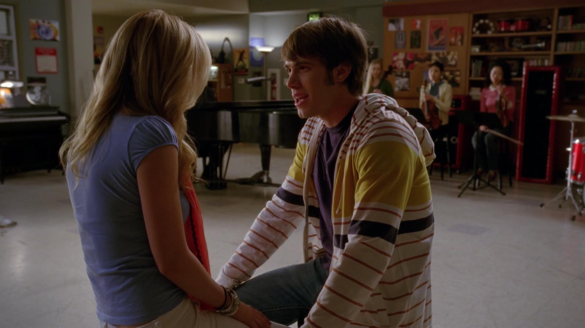 Glee_0202.jpg