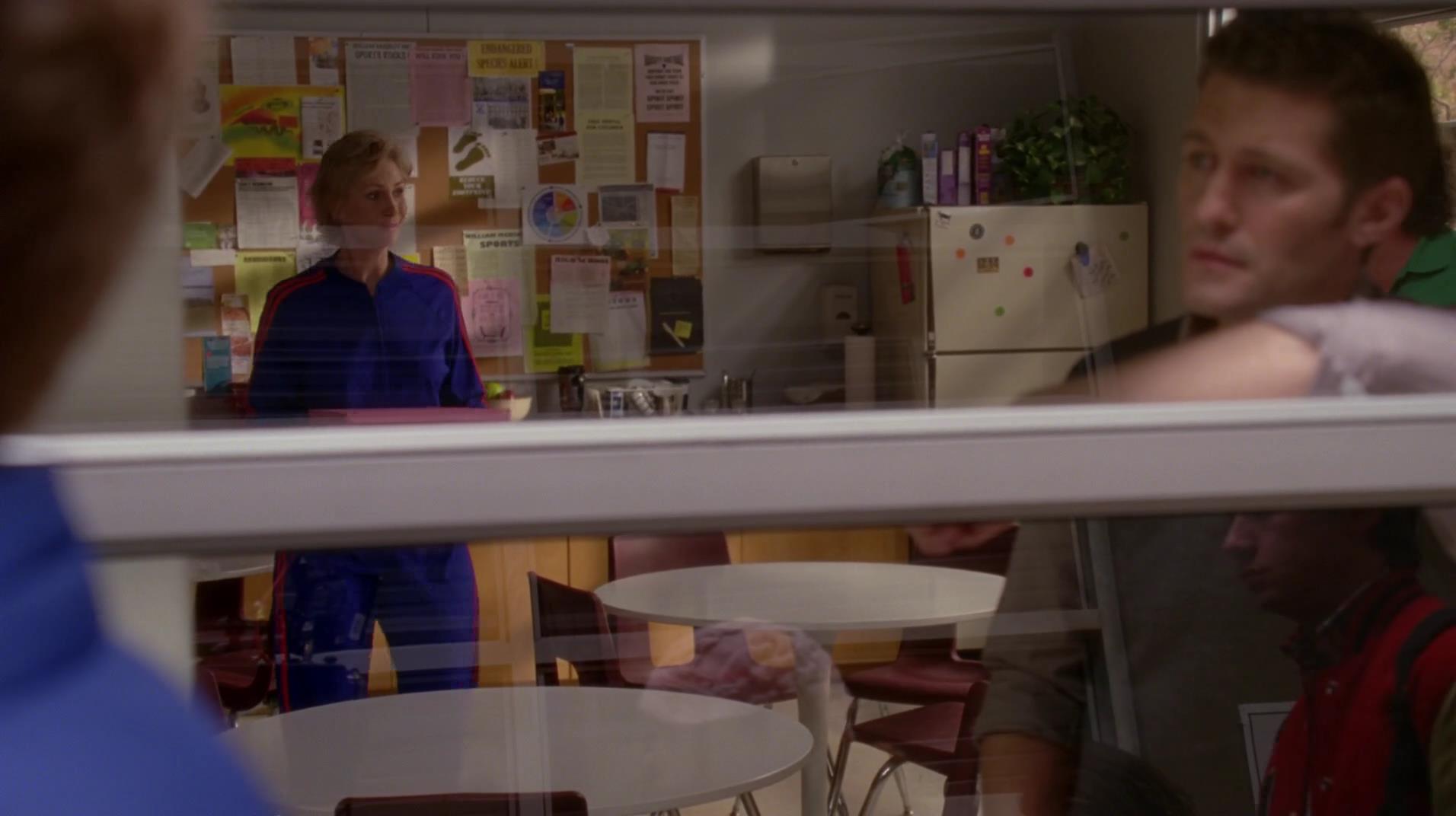 Glee_0712.jpg