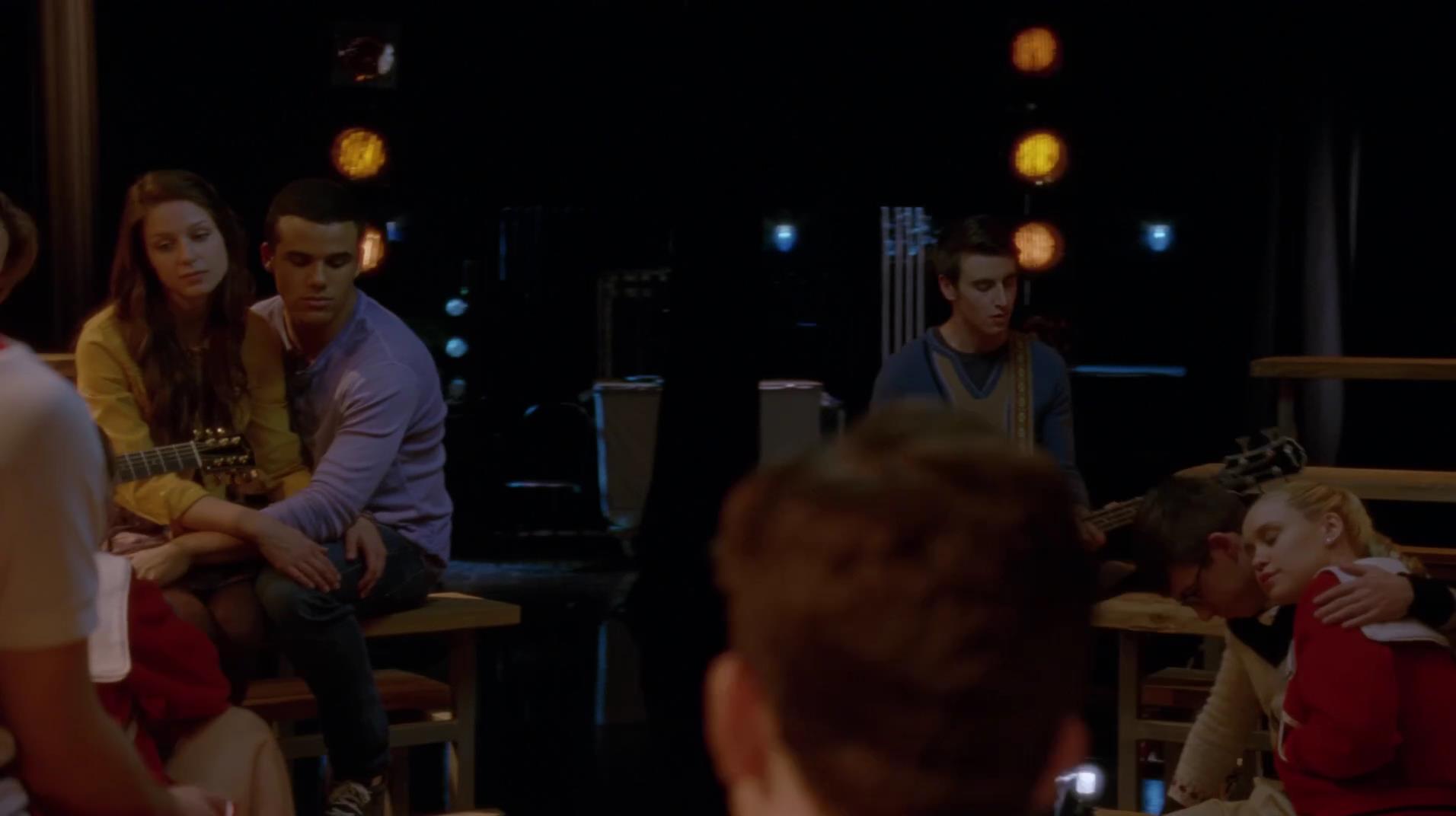 Glee_1008.jpg