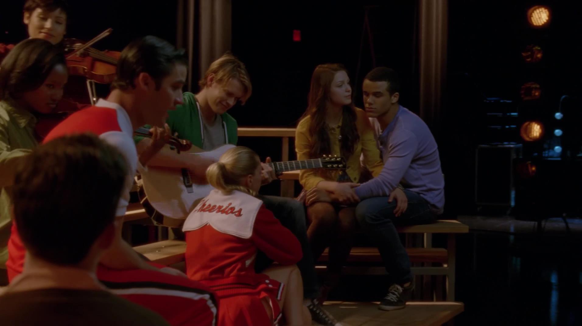 Glee_1010.jpg