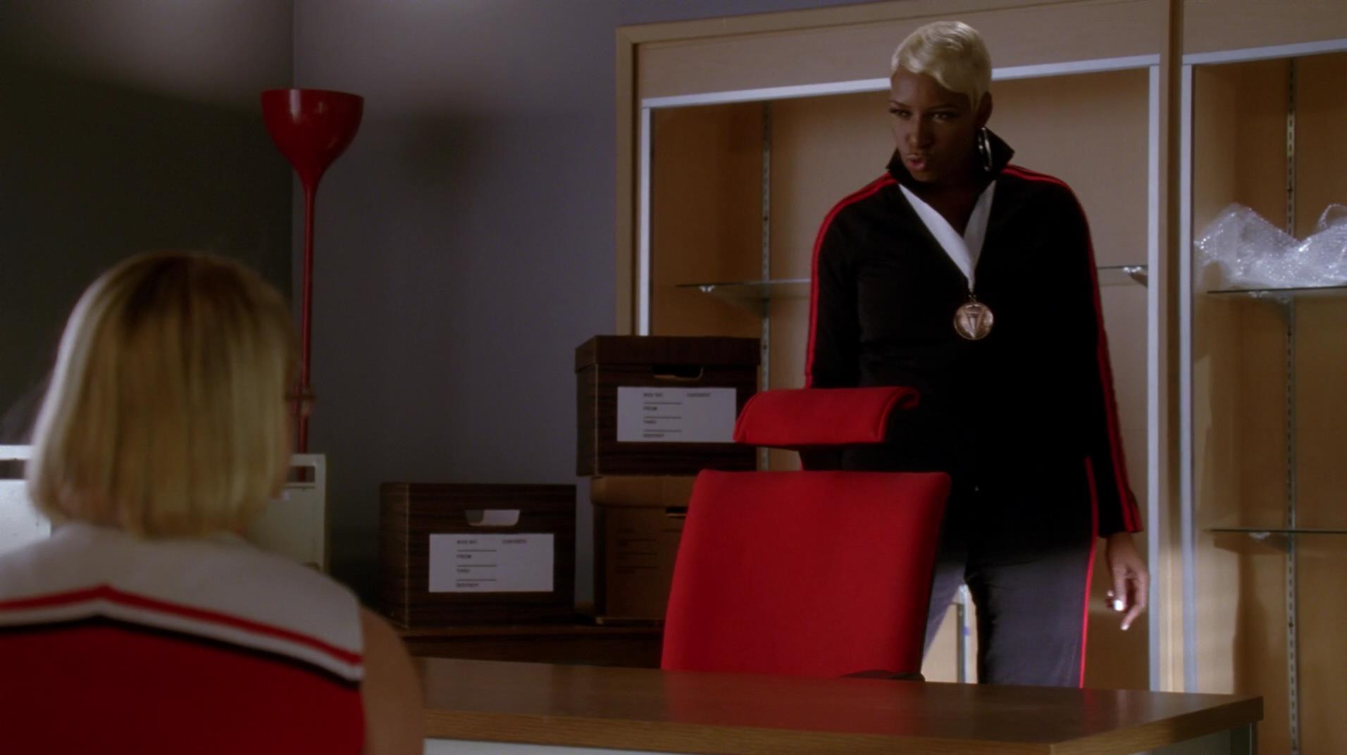 Glee_0807.jpg