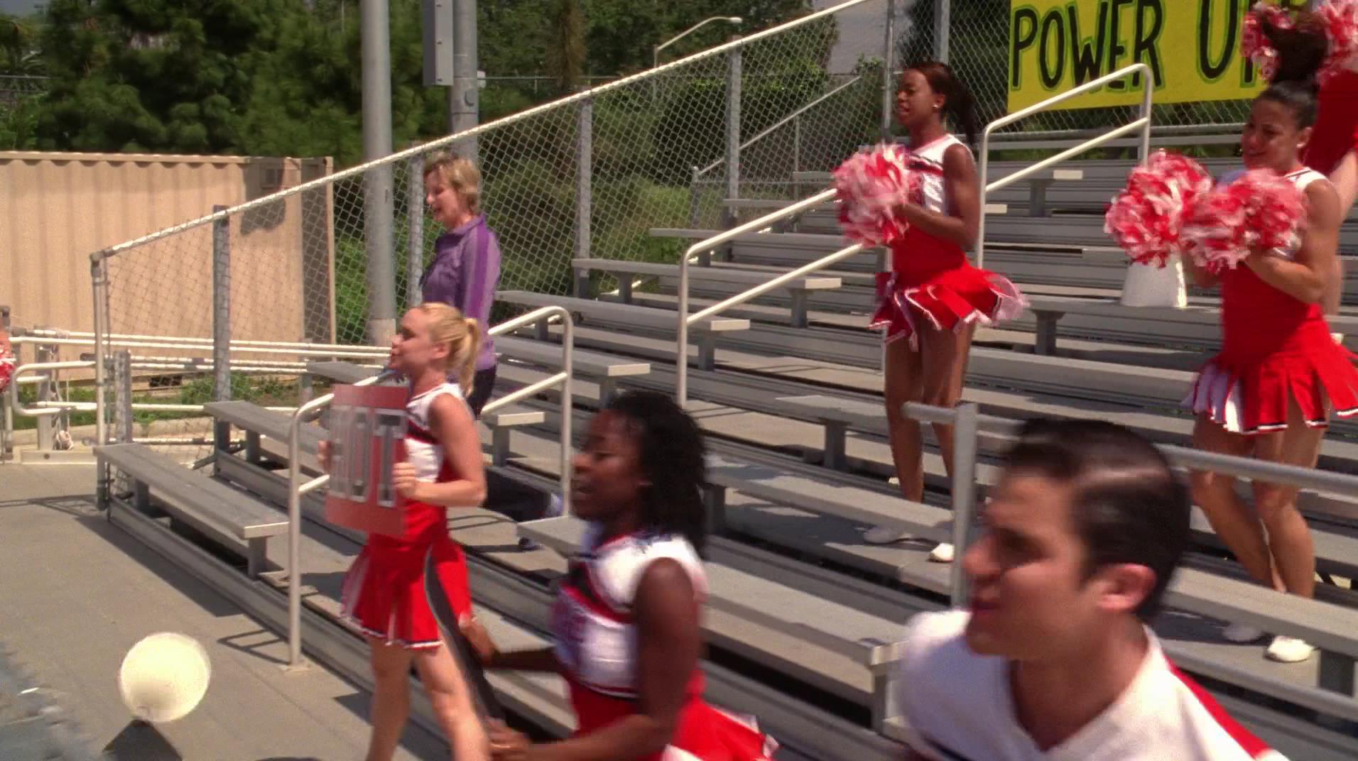 Glee_0624.jpg