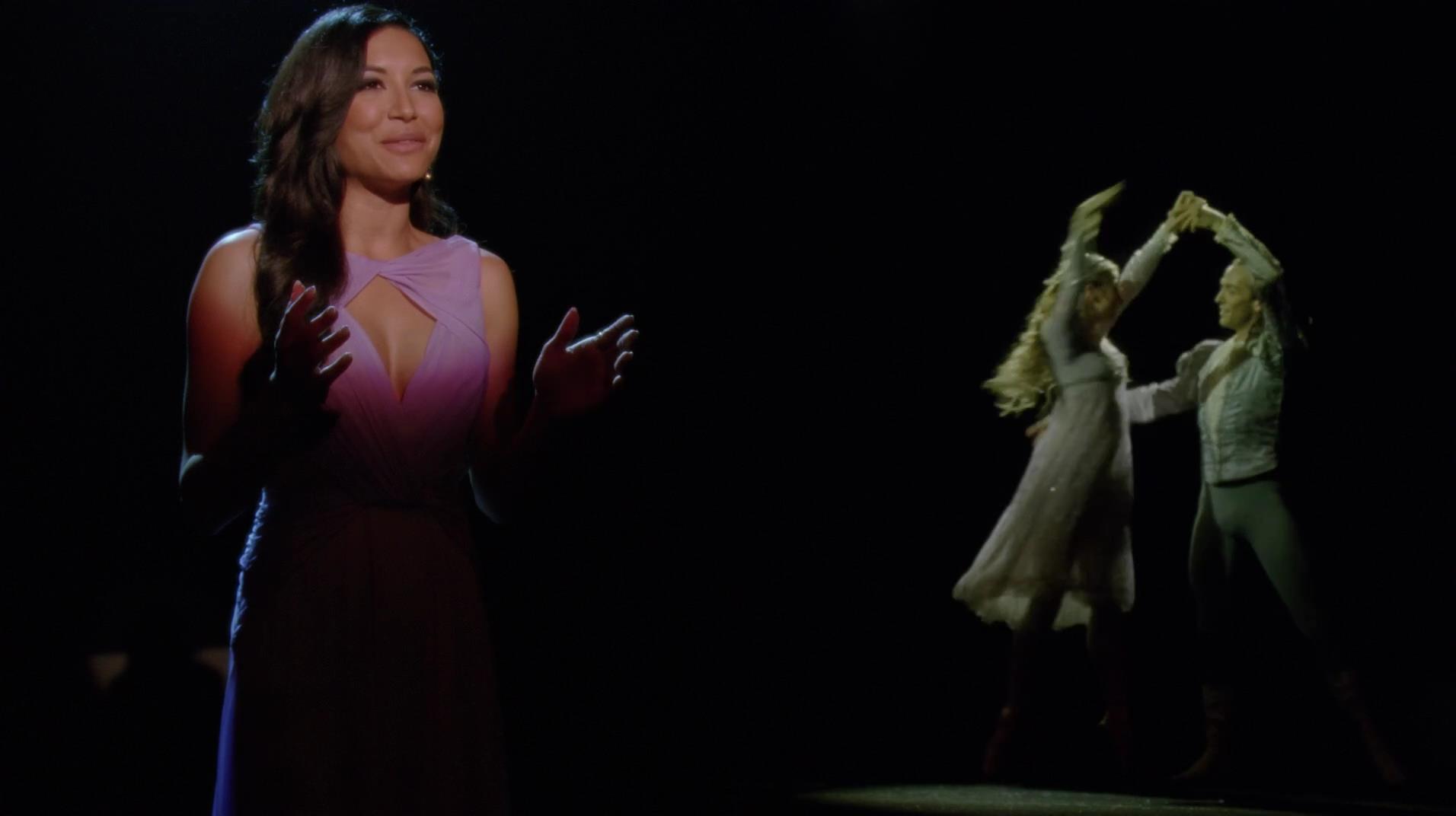 Glee_0713.jpg